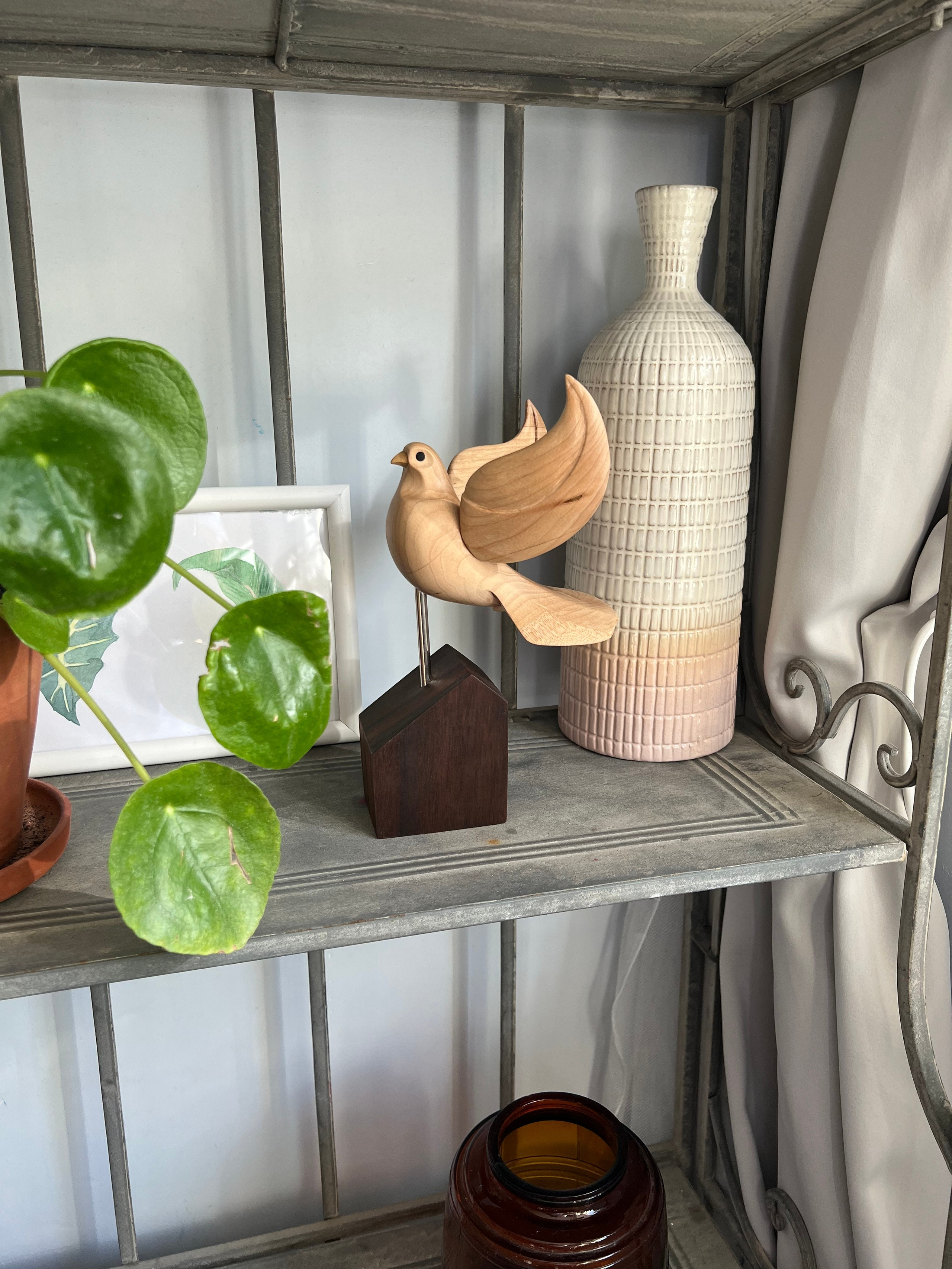 Голубь. Резьба по дереву. Уникальные декоративные скульптуры для интерьера