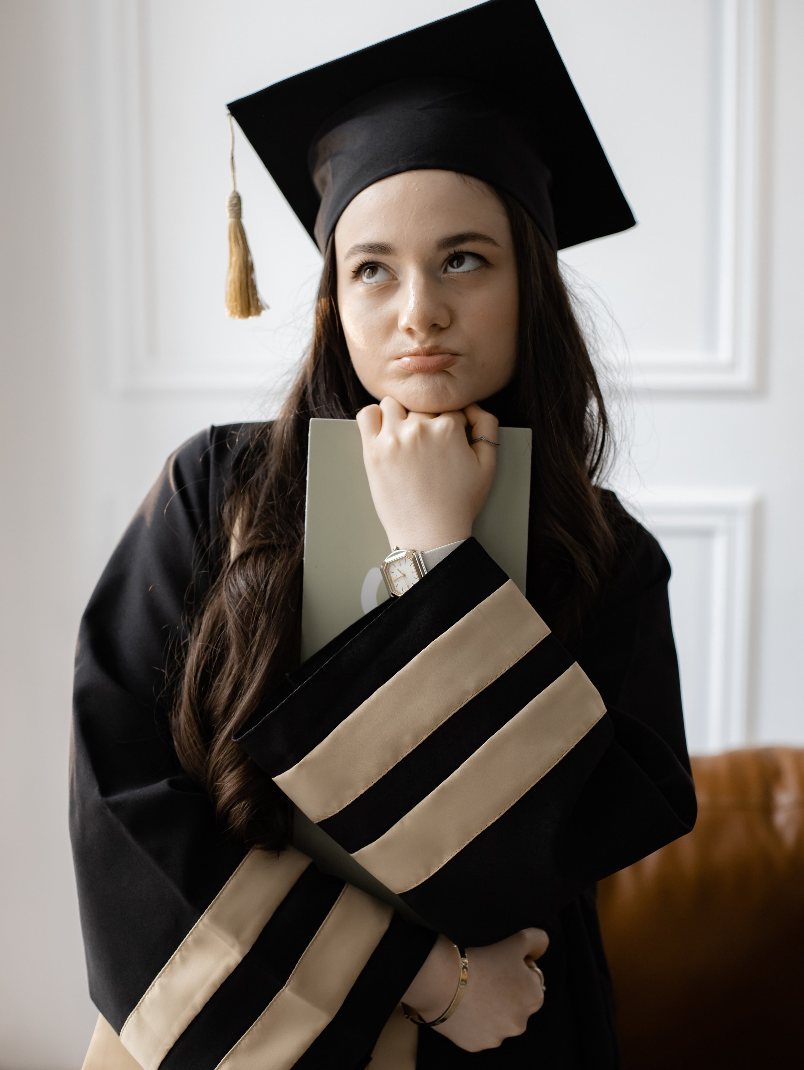 Premium mezun xalati, qara mezun geyimi, ag mezun libasi, qirmizi sarfli mezun paltari, mezun aksesuarlar, mezun papaqlari, mezun lentleri, mezun hediyyeleri, mezun fotosessiya geyimleri, mezun cekilisi ucun geyimler, mezun tedbirleri ucun aksesuarlar, mezun geyimlerinin icare ve satisi, premium mezun libaslari, mezun geyimleri online sifaris, mezun geyimleri Bakida, mezun geyimleri qiymetleri, mezun geyimleri modelleri, Mezun cekilisi, mezun fotosessiyasi, mezun cekilisi ucun geyimler, mezun mantiyasi cekilisi, mezun fotosessiya ideyalari, mezun gunu fotosessiya, mezun xatireleri, mezun papaqlari ile fotosessiya, mezun lentleri ile cekilis, ferdi mezun fotosessiyasi, qrup mezun cekilisi, mezun fotosessiya mekani, mezun ucun ideal cekilis fonlari, mezun fotosessiya aksesuarlari, mezun albomu sekilleri, mezun cekilisi poza ideyalari, universitet mezun fotosessiyasi, kollektiv mezun fotosessiyasi, mezun xalatlari ile cekilis, mezun mantiyasi fotosessiyasi, mezun geyimleri ile professional cekilis, mezun tebrik fotosessiyasi, en yeni mezun cekilis trendləri, mezun fotosessiya xidmetleri, premium mezun cekilisi, mezun cekilisi ucun dekorlar, mezun fotosessiyasi aksesuarlar, mezun gunu en gozel fotolar, mezun cekilisi fotostudiya, bakida mezun fotosessiyasi, xaricde mezun cekilisi, mezun gunune ozel cekilis,Məzun mantiyaları, eksklüziv məzun geyimləri, ağ və qara məzun libasları, məzun üçün xüsusi şarf modelləri, məzun papağı və aksesuarları, fərdi dizayn məzun geyimləri, məzun tədbiri üçün ən yaxşı seçimlər, məzun fotosessiyası üçün ideal libaslar, məzun mərasimi geyimləri, keyfiyyətli məzun mantiyası, rahat və şık məzun geyimləri, məzun üçün lent və tac modelləri, məzun simvolik medalları, icarəyə verilən məzun libasları, məzun geyimlərinin sərfəli qiymətləri, onlayn məzun geyimi sifarişi, məzun paltarı mağazası, dəbli məzun geyimləri, premium məzun mantiyalarının satışı, universitet məzunları üçün mantiyalar, kollektiv məzun geyimləri, məktəb məzunları üçün geyimlər, diplom mərasimi üçün geyimlər, fərqli rəngdə məzun libasları, ən yeni məzun geyimləri, rahat və premium məzun geyimi seçimləri, Bakıda məzun geyimi mağazası, məzun üçün ən yaxşı libaslar