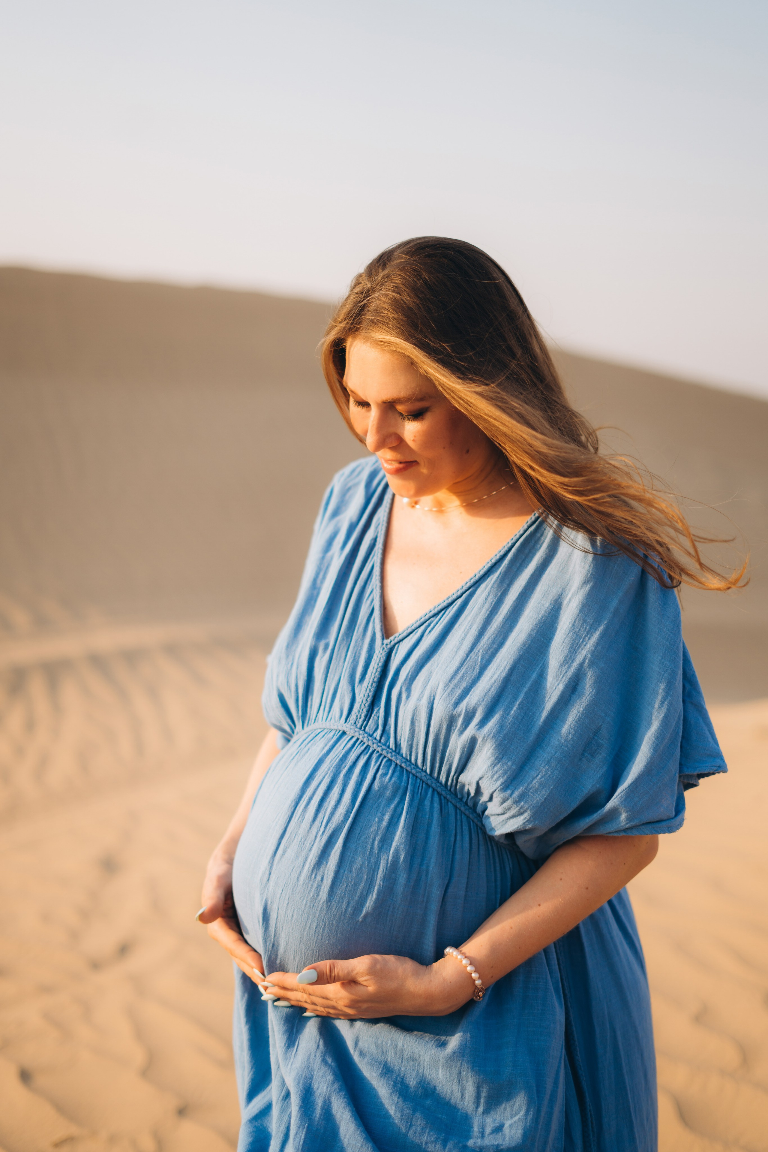Golden Sands, glowing life. Angela Iakovleva — Family Photographer in Dubai