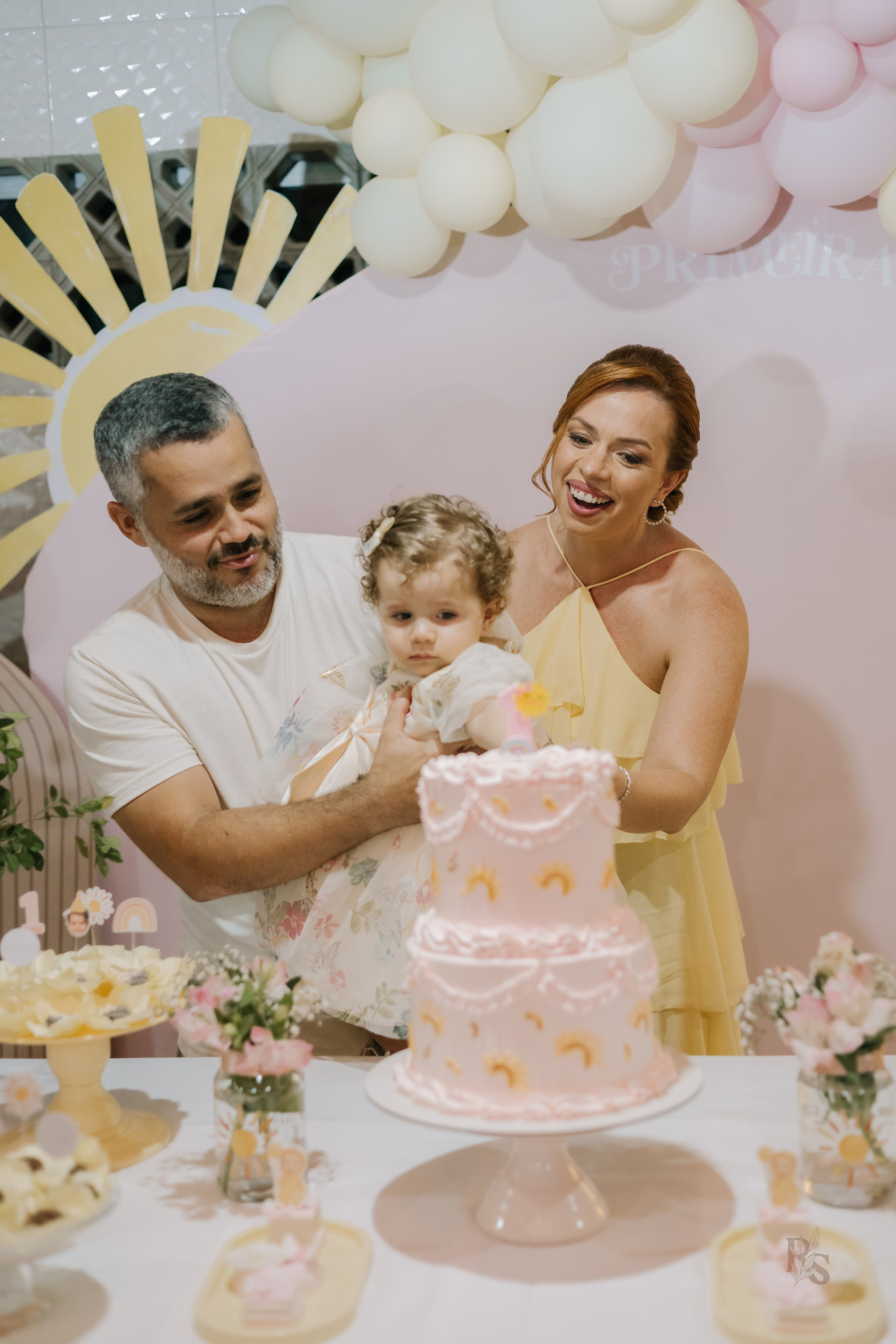 Aurora — 1 ano. Fotógrafo Richard Silvestre — Casamentos na Bahia