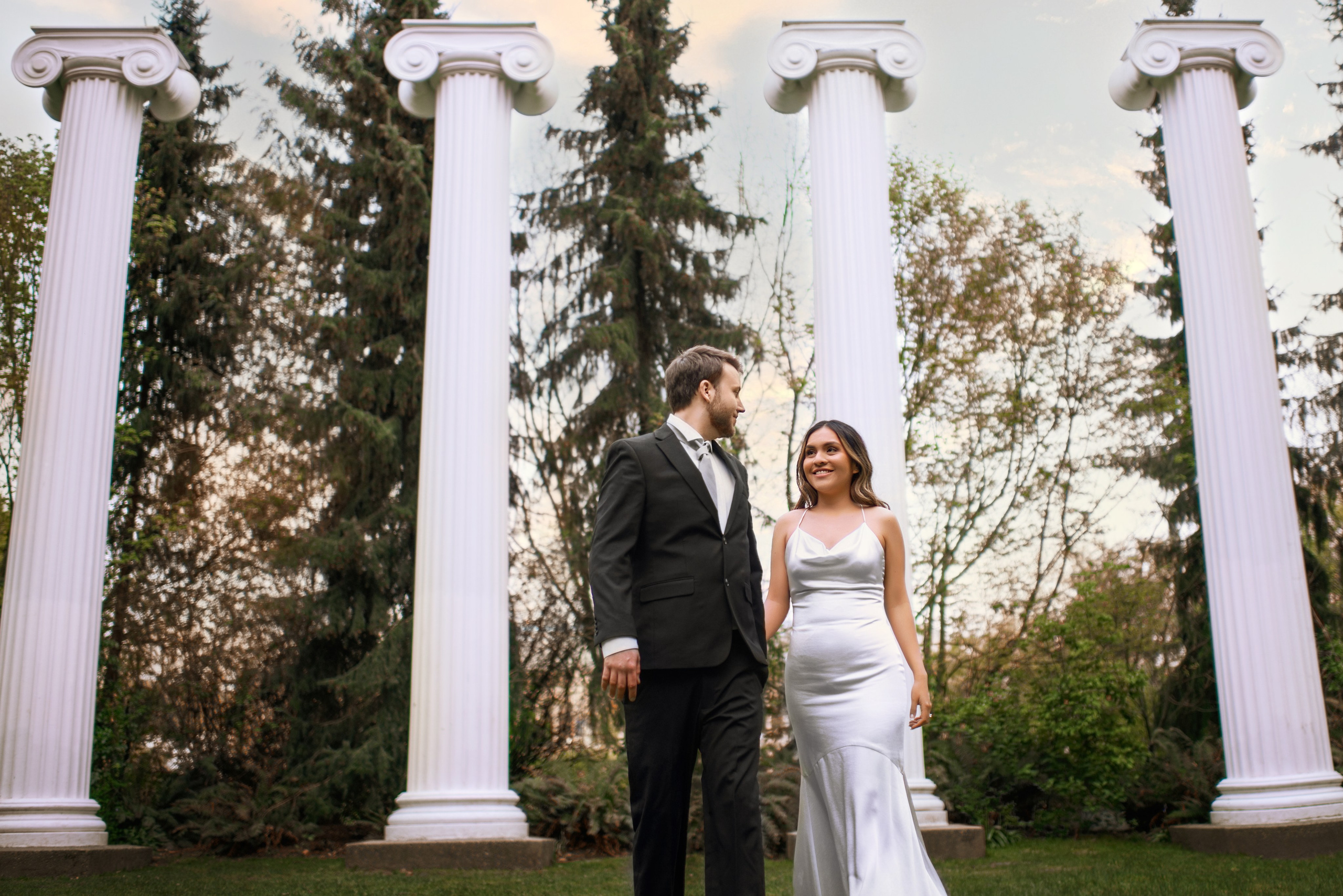 Nayeli & Mike. Wedding & portrait photography in the Seattle Area. Helen Michelle photographer