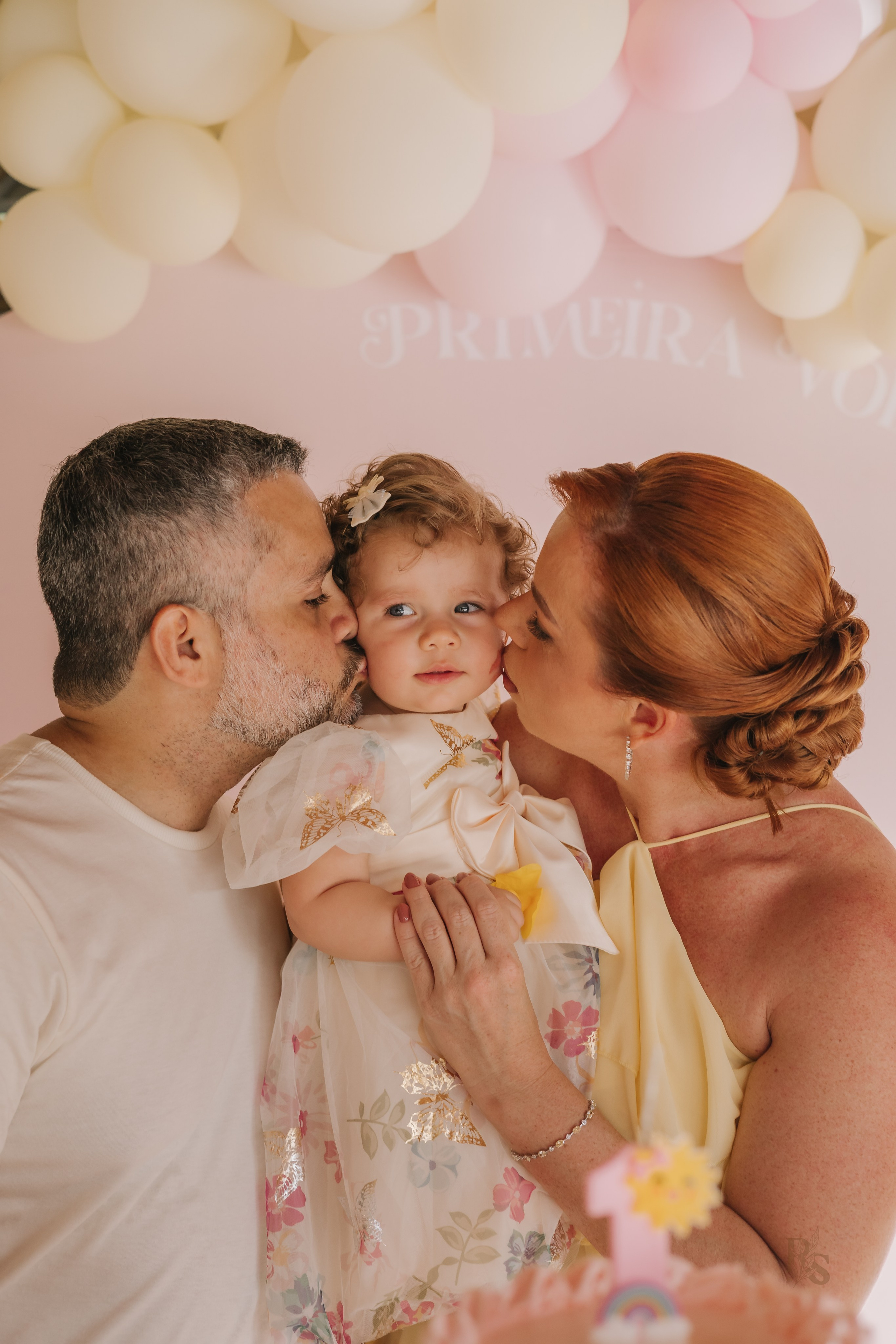 Aurora — 1 ano. Fotógrafo Richard Silvestre — Casamentos na Bahia