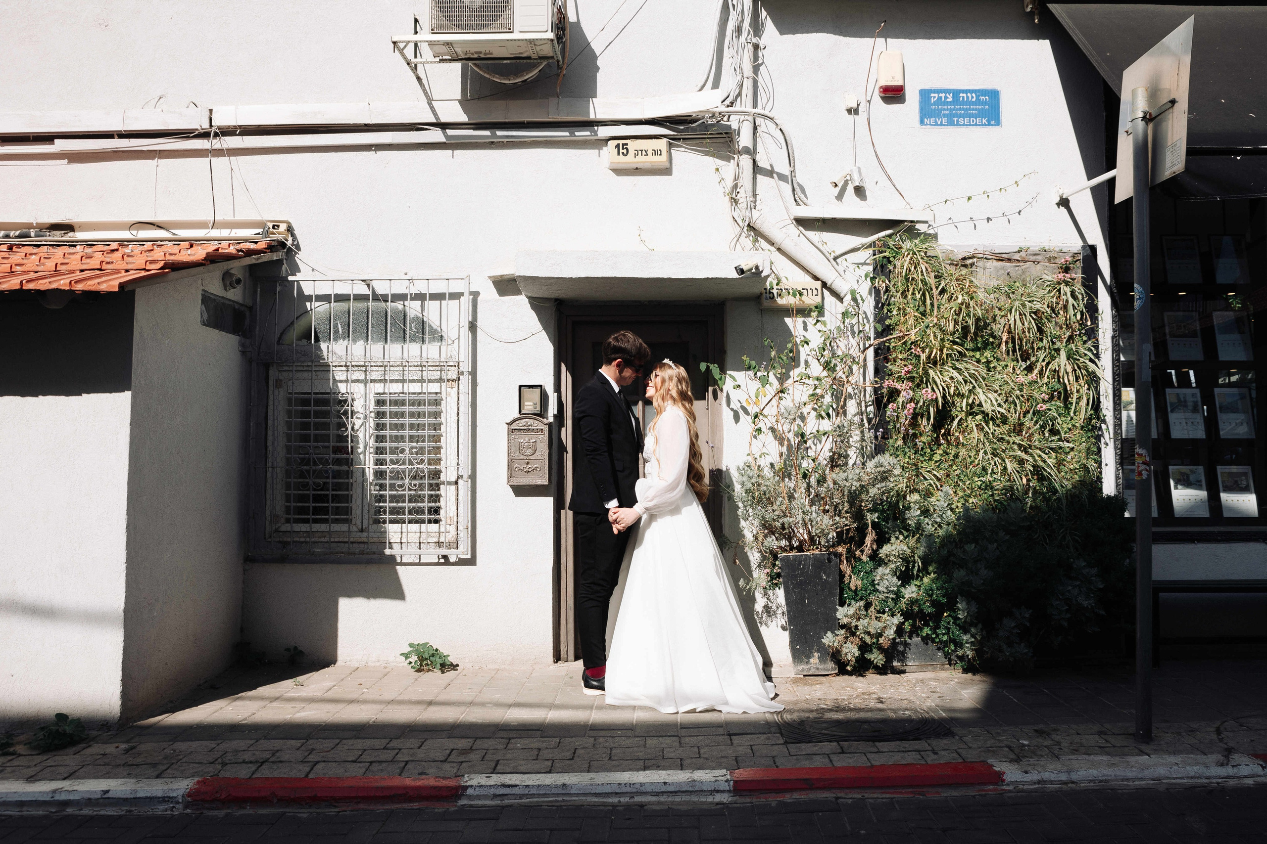WEDDING IN A COZY PLACE NEAR TEL AVIV. PHOTOGRAPHER IN ISRAEL