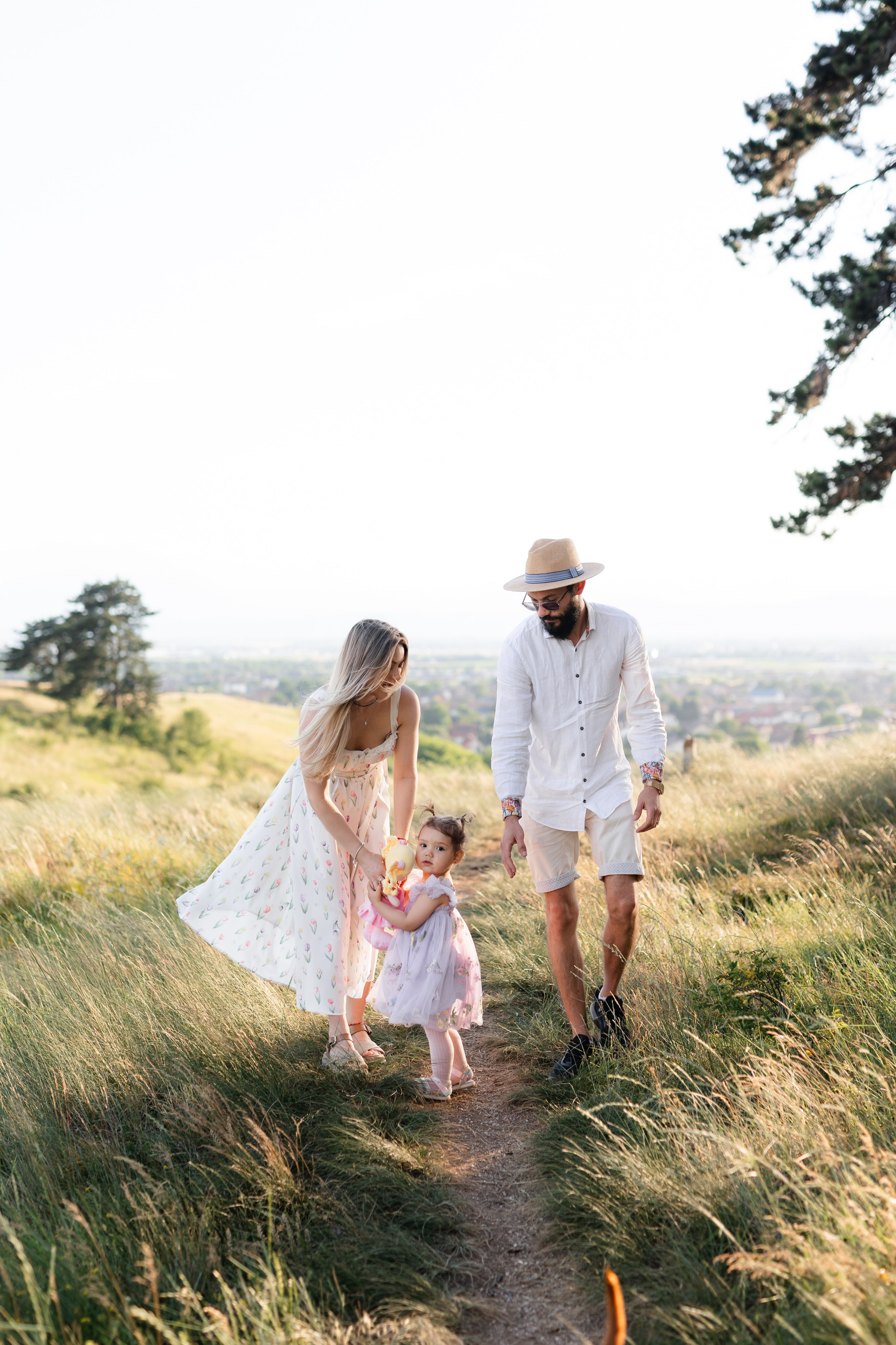 Nico, Luci & Ilaria — Family. Main