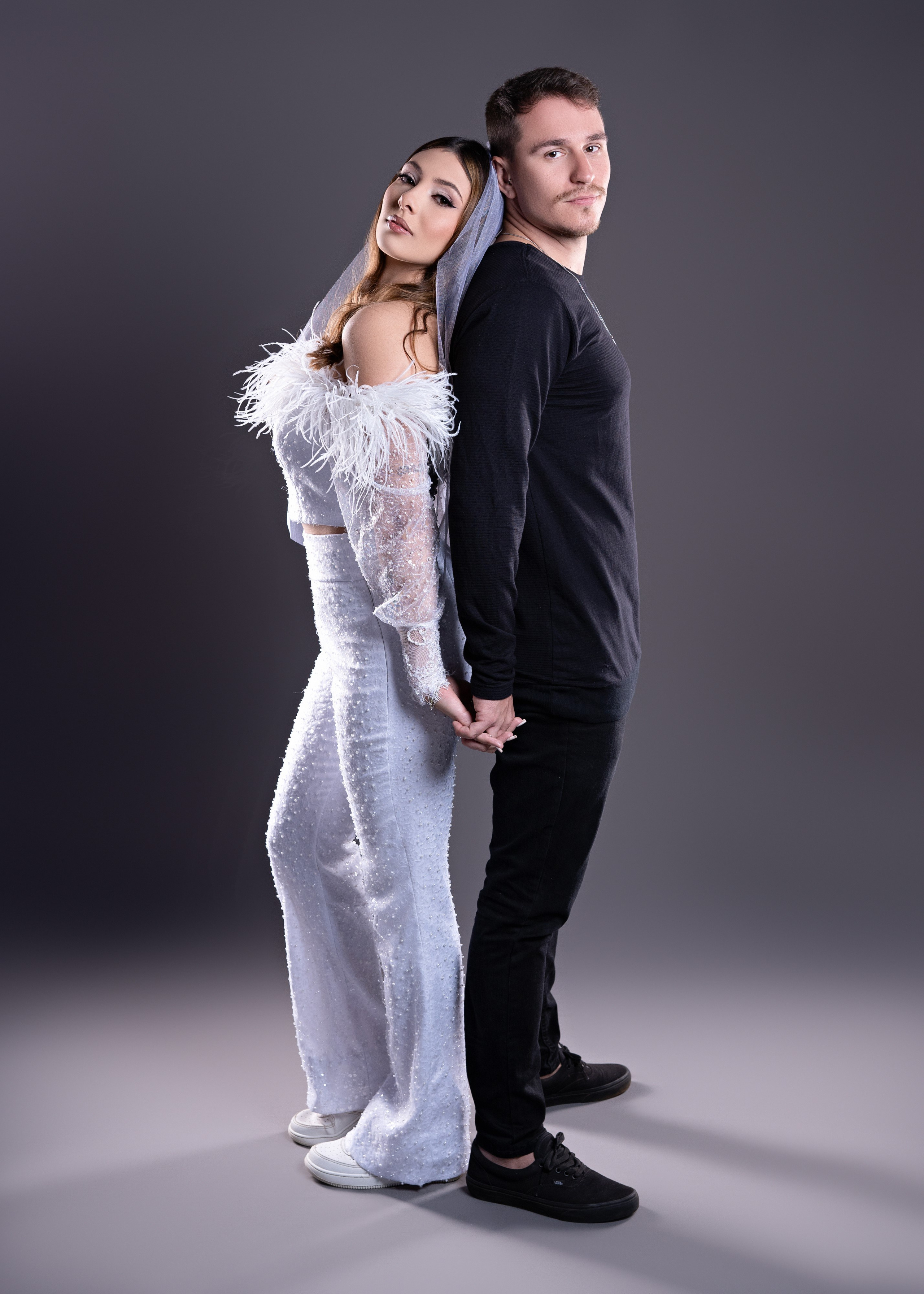 Pré Wedding Estúdio — Carol e Eric. Fotógrafo de casamento e Filmmaker de casamento