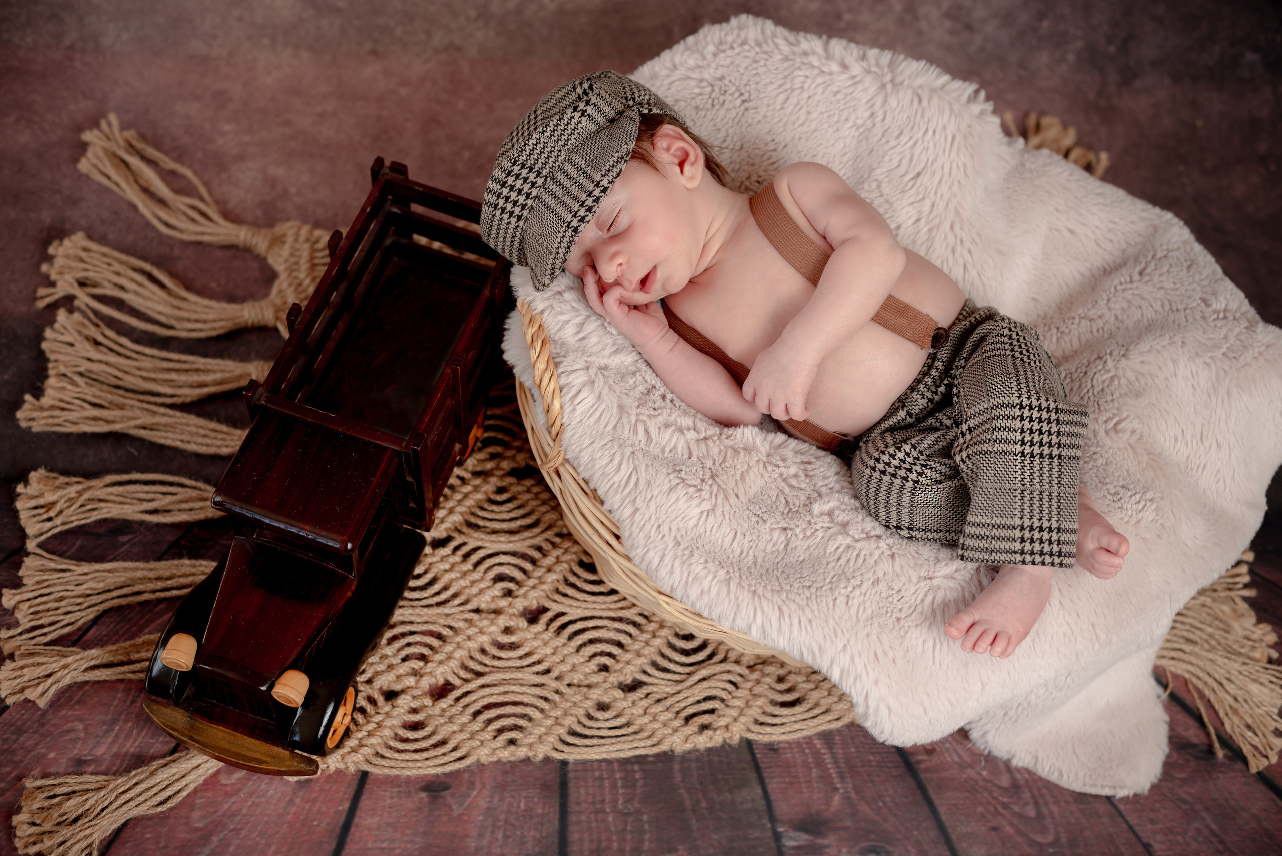 Newborn Photoshoot. Professional Photograher, Antwerpen/Belgium