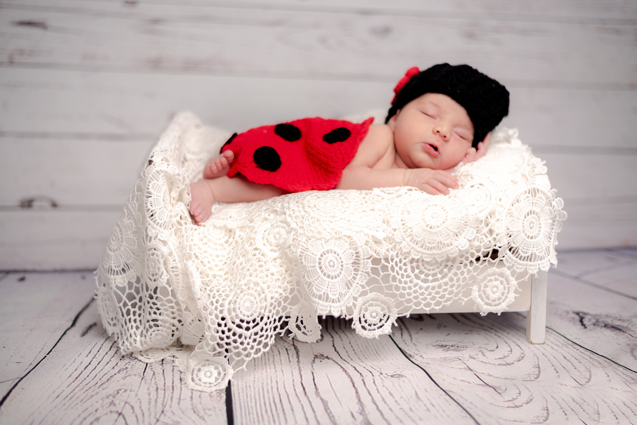 Newborn Photoshoot. Professional Photograher, Antwerpen/Belgium