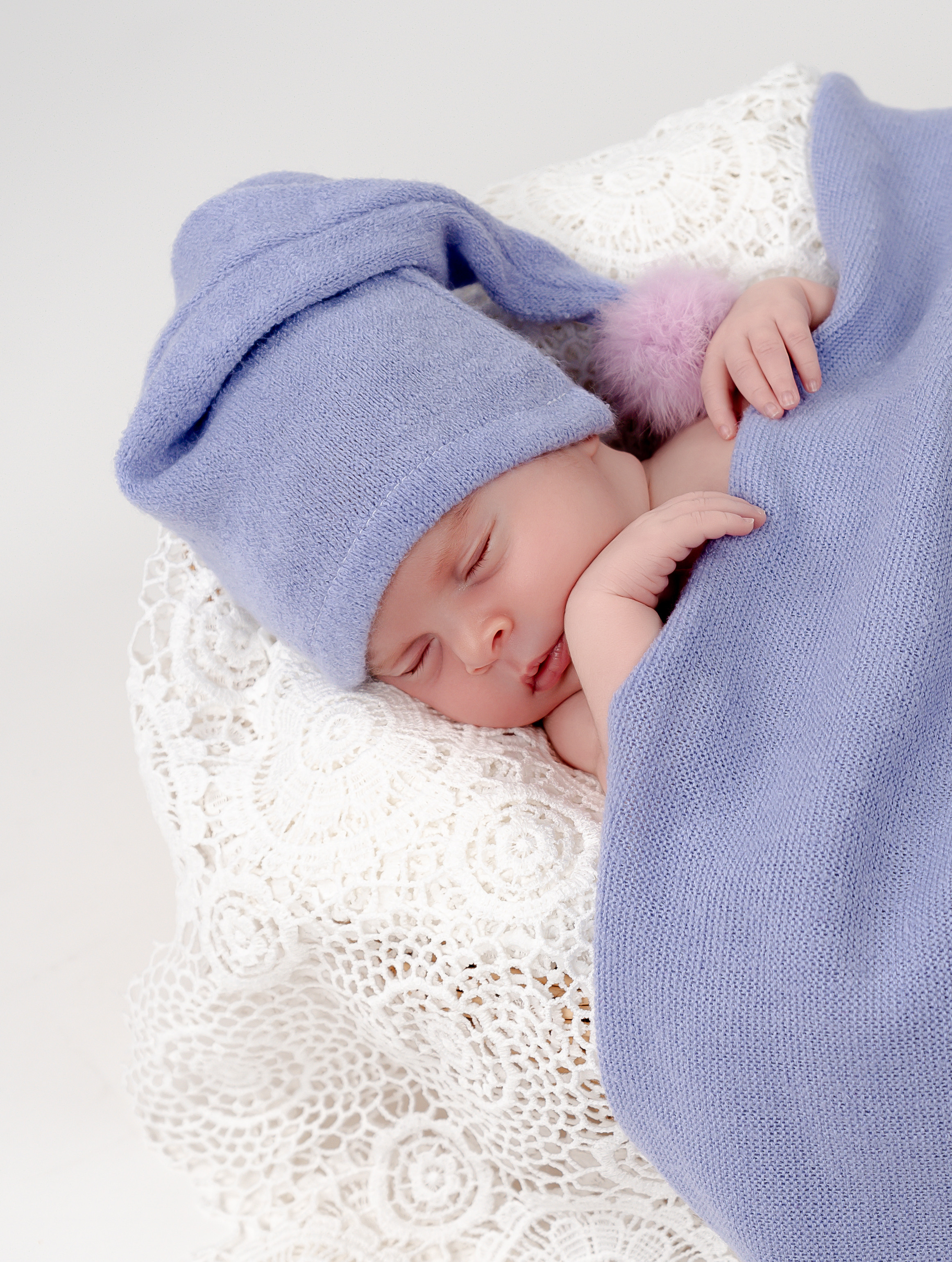 Newborn Photoshoot. Professional Photograher, Antwerpen/Belgium