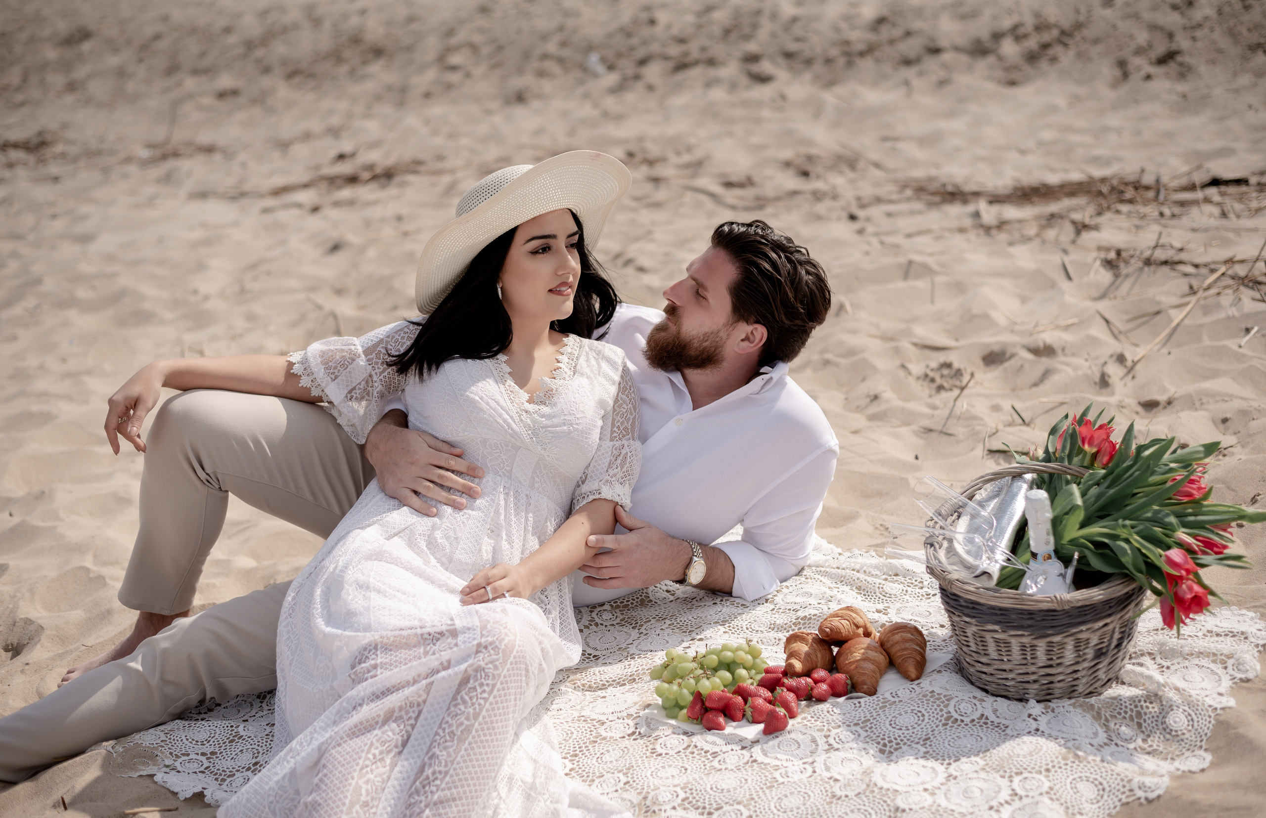 LOVE Story Photoshoot. Professional Photograher, Antwerpen/Belgium