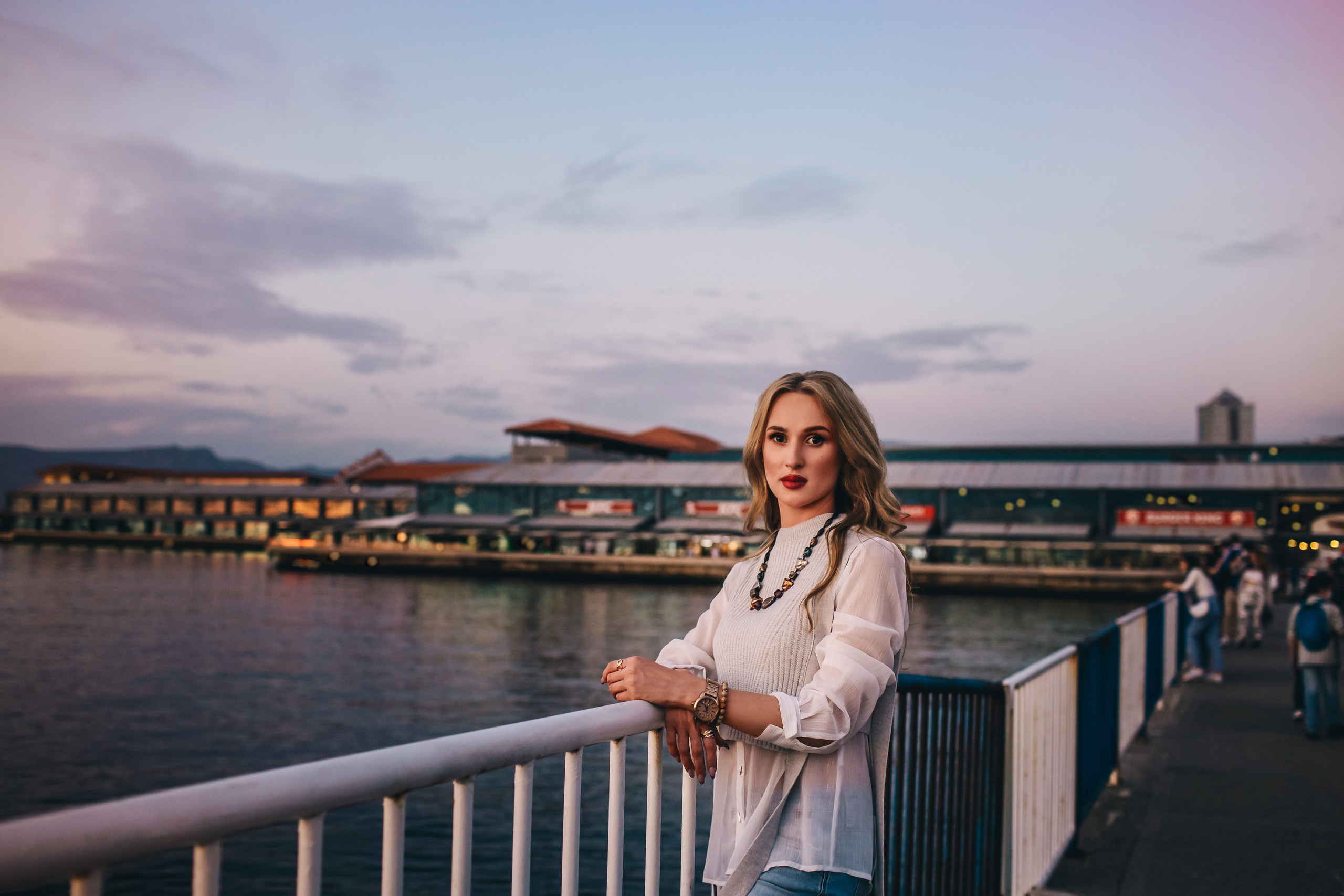 Personal photo session for internet content