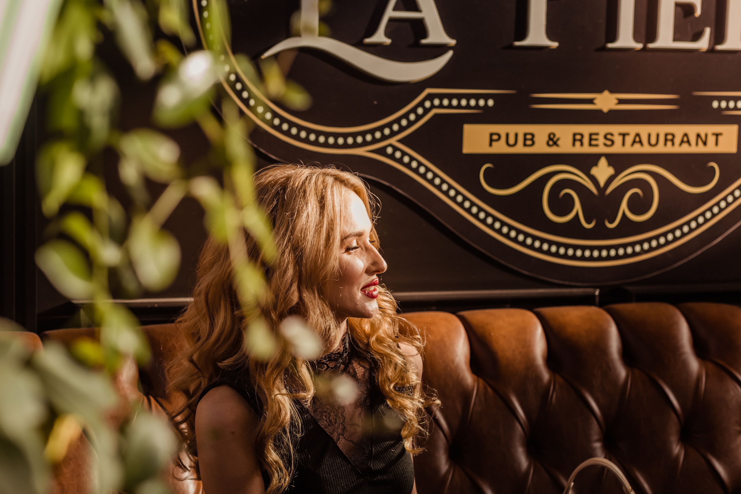 Personal photo session for internet content