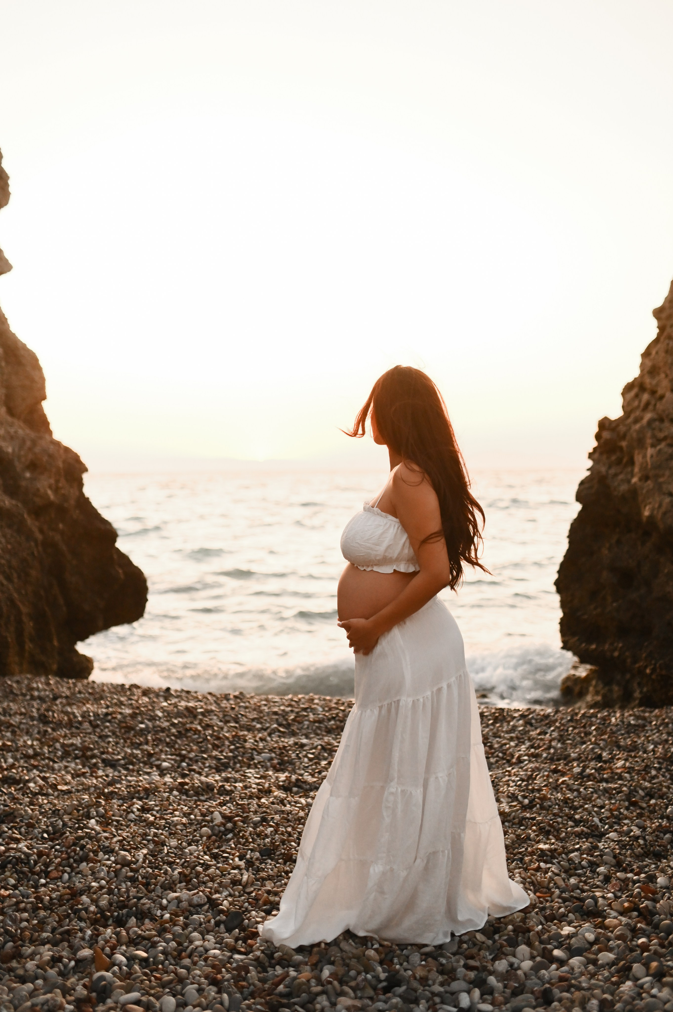 Maternity Photoshoot in Rhodes. Photographer in Rhodes Island