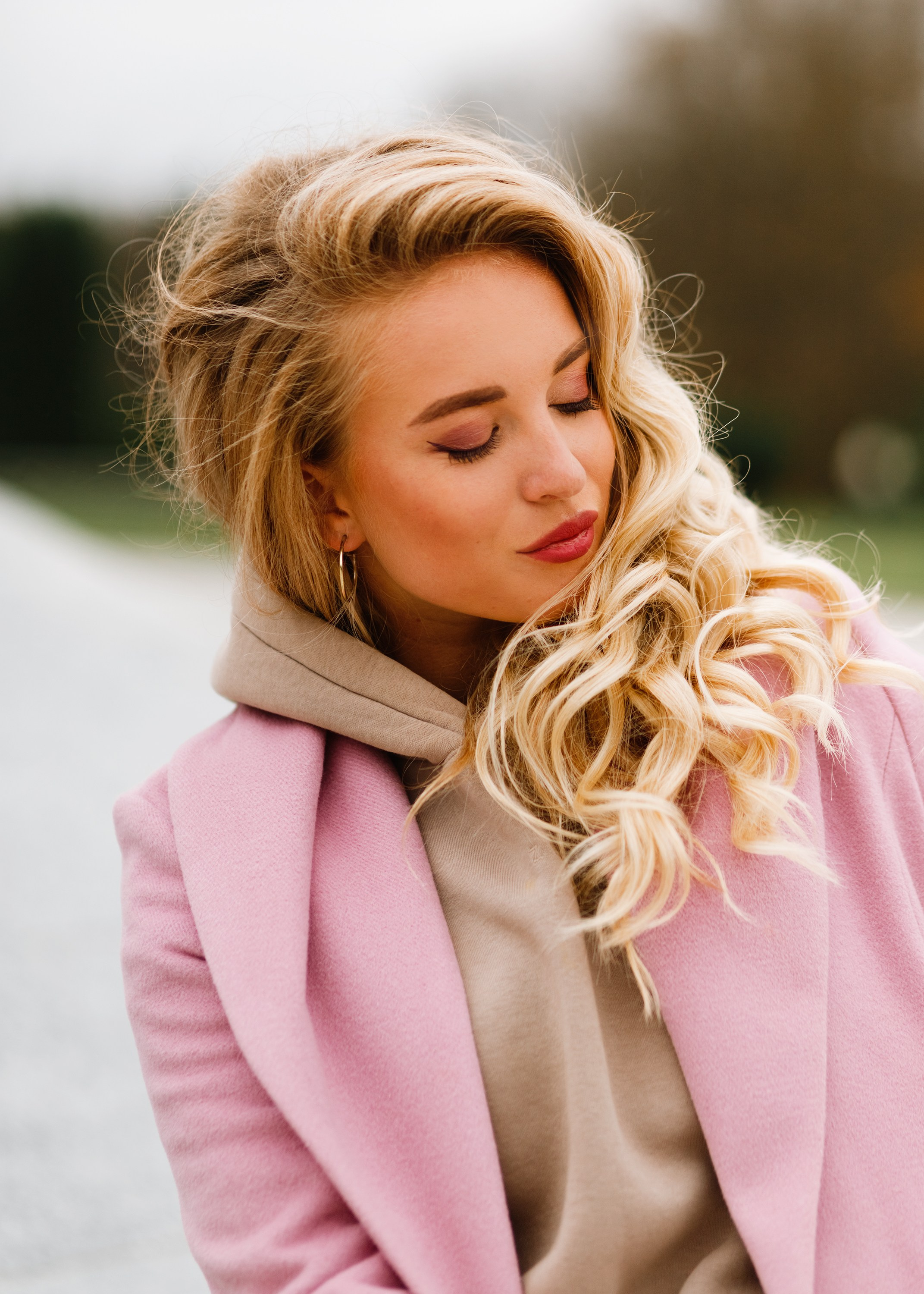 Tatiana & Tessa. Kaja | fotograf we Wrocławiu | ludzie i psy