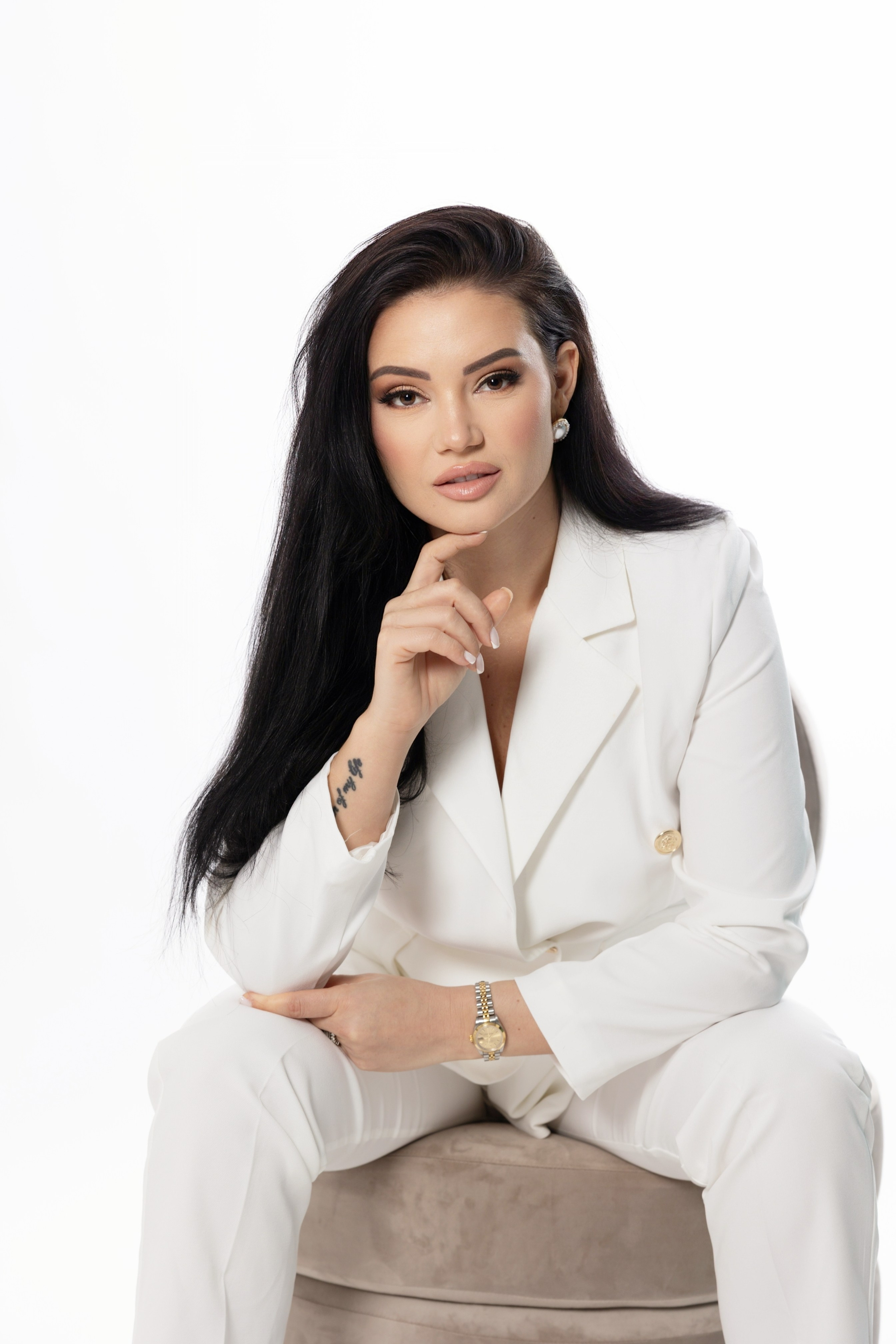 Mona. Portrait and Family Photographer in Netherlands