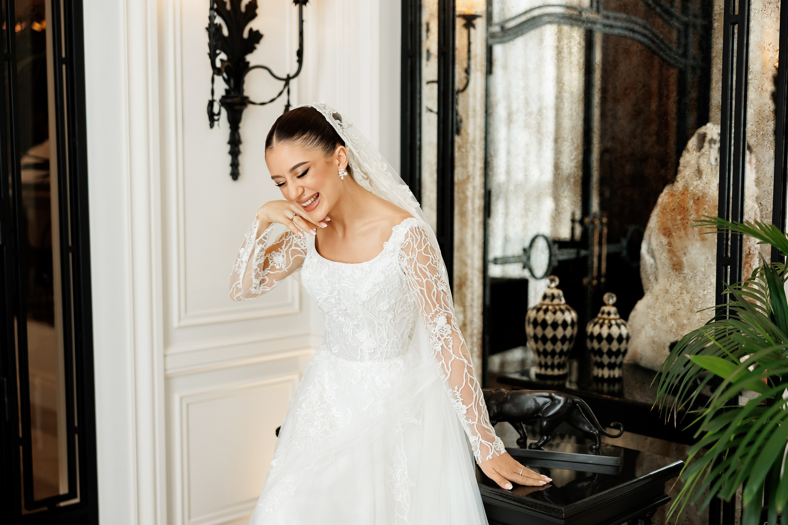 Serghei & Erica — Queen Residence. Servicii Foto și Video 067188353