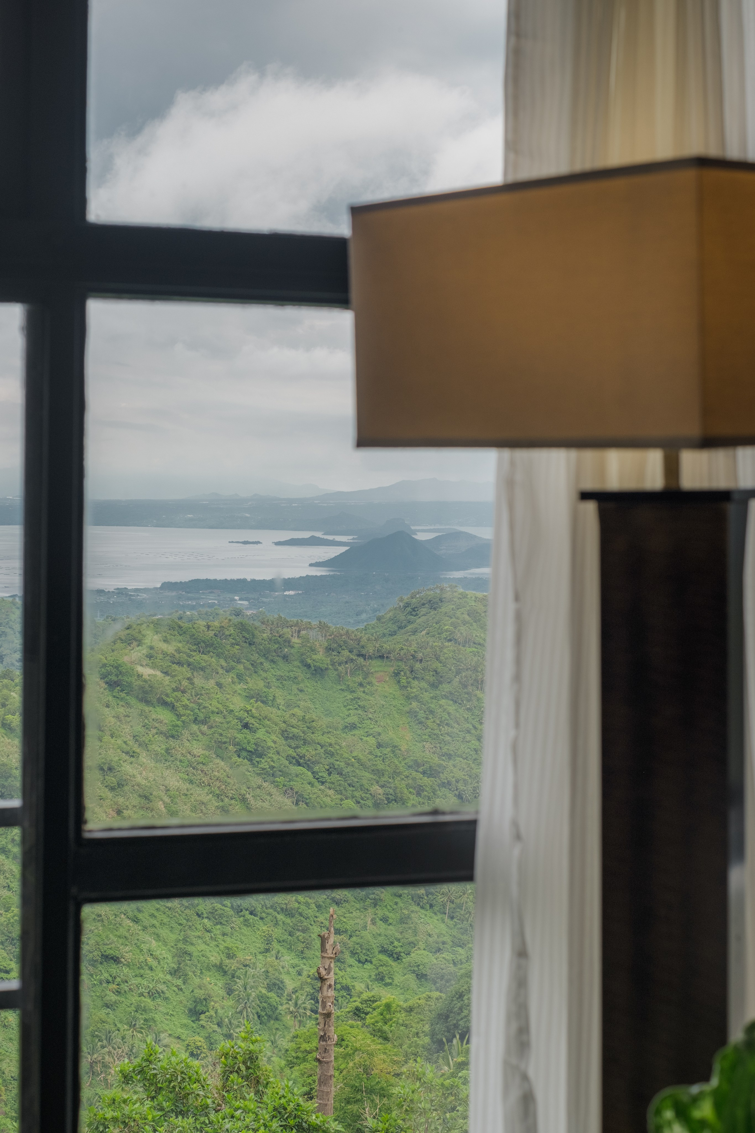 Alma Tierra Cliffhouse // Batangas. Interior & Architectural Photographer Philippines | Argen Carlo Camaclang