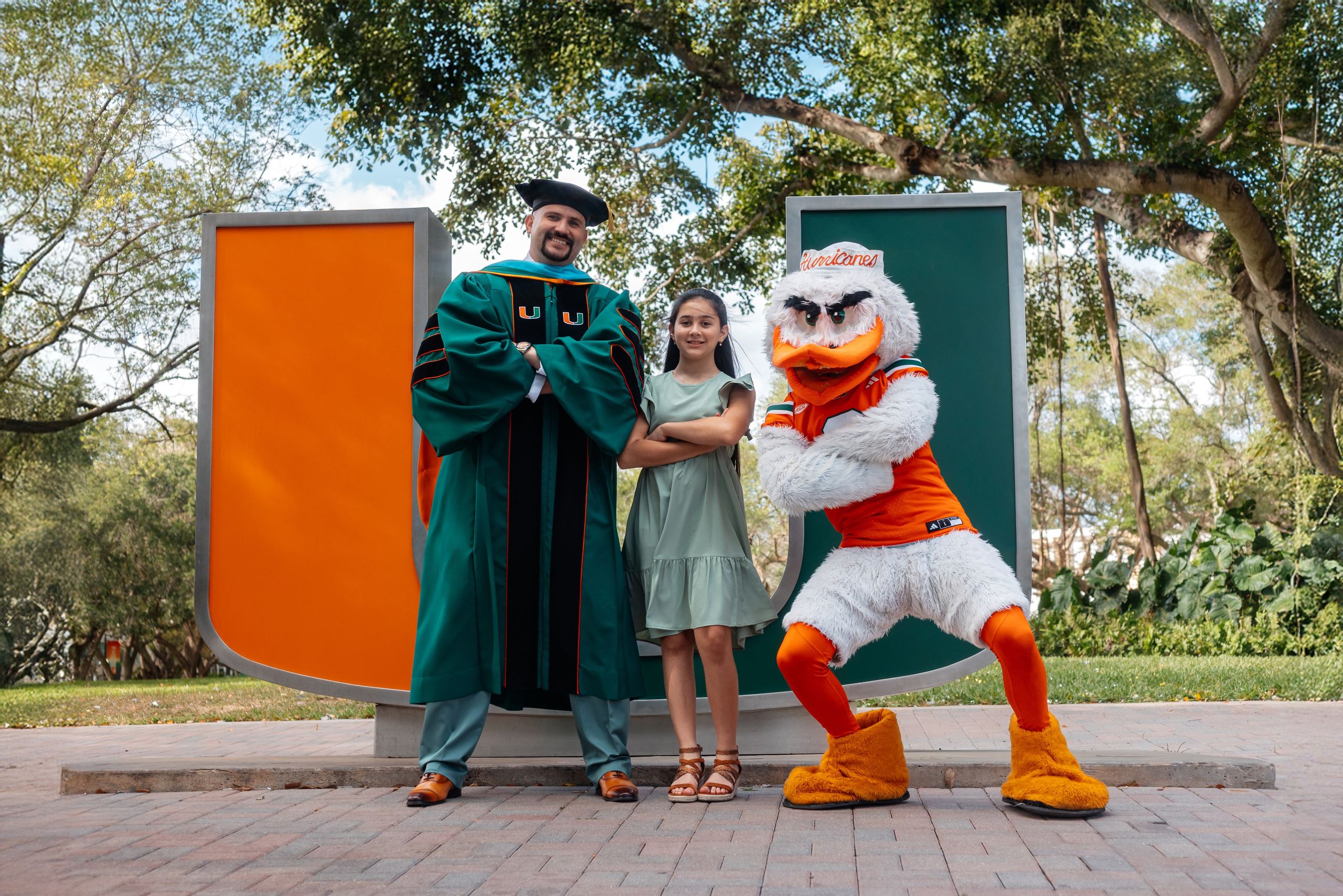 What (and Who) to Bring to Your Grad Photoshoot. Portrait and graduation photographer Marina Simanava