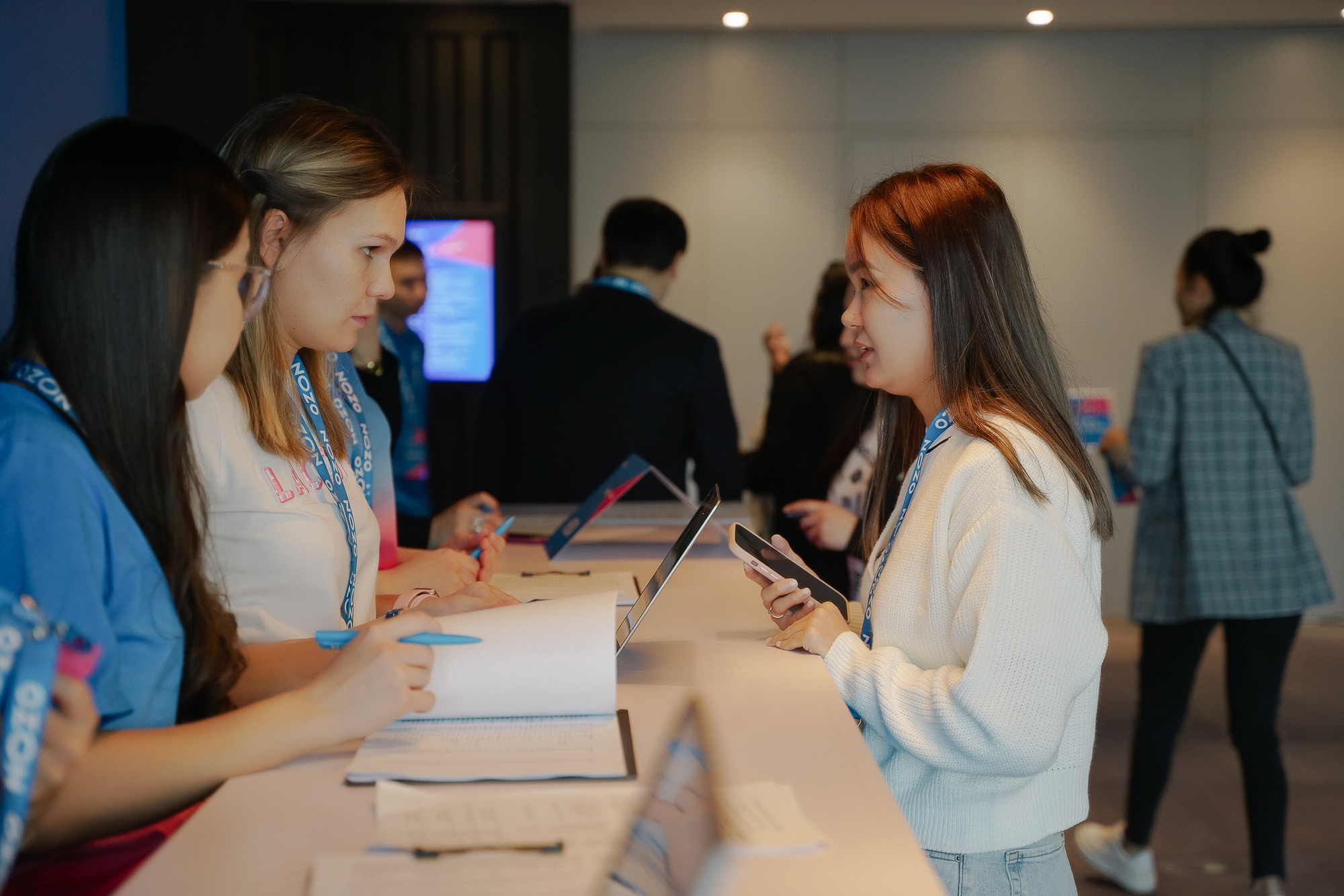 Ozon. Toktonaliev.com.kg, Семейный и детский фотограф в Бишкеке