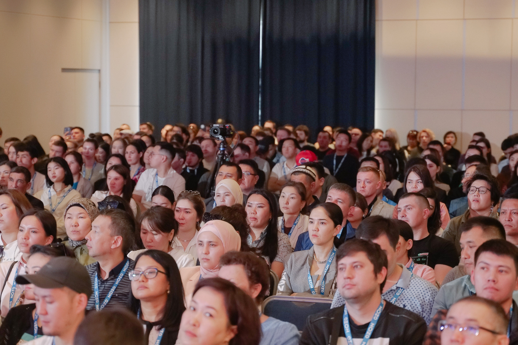 Ozon. Toktonaliev.com.kg, Семейный и детский фотограф в Бишкеке