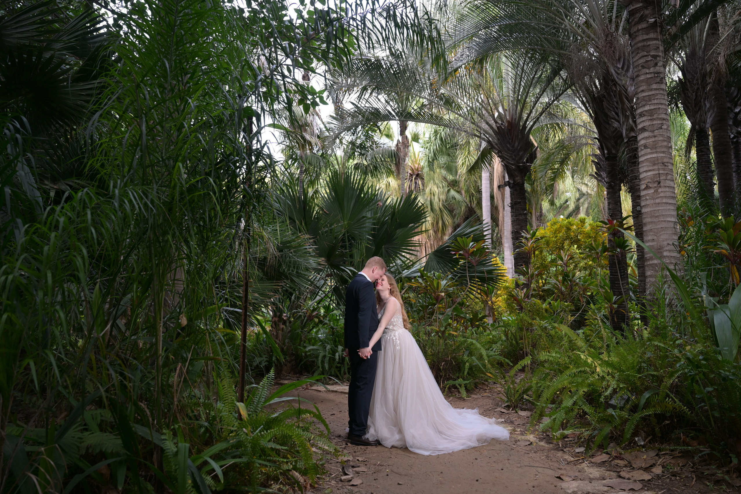 Nicol & Itamar. Wedding and events photographers Studio Shalom