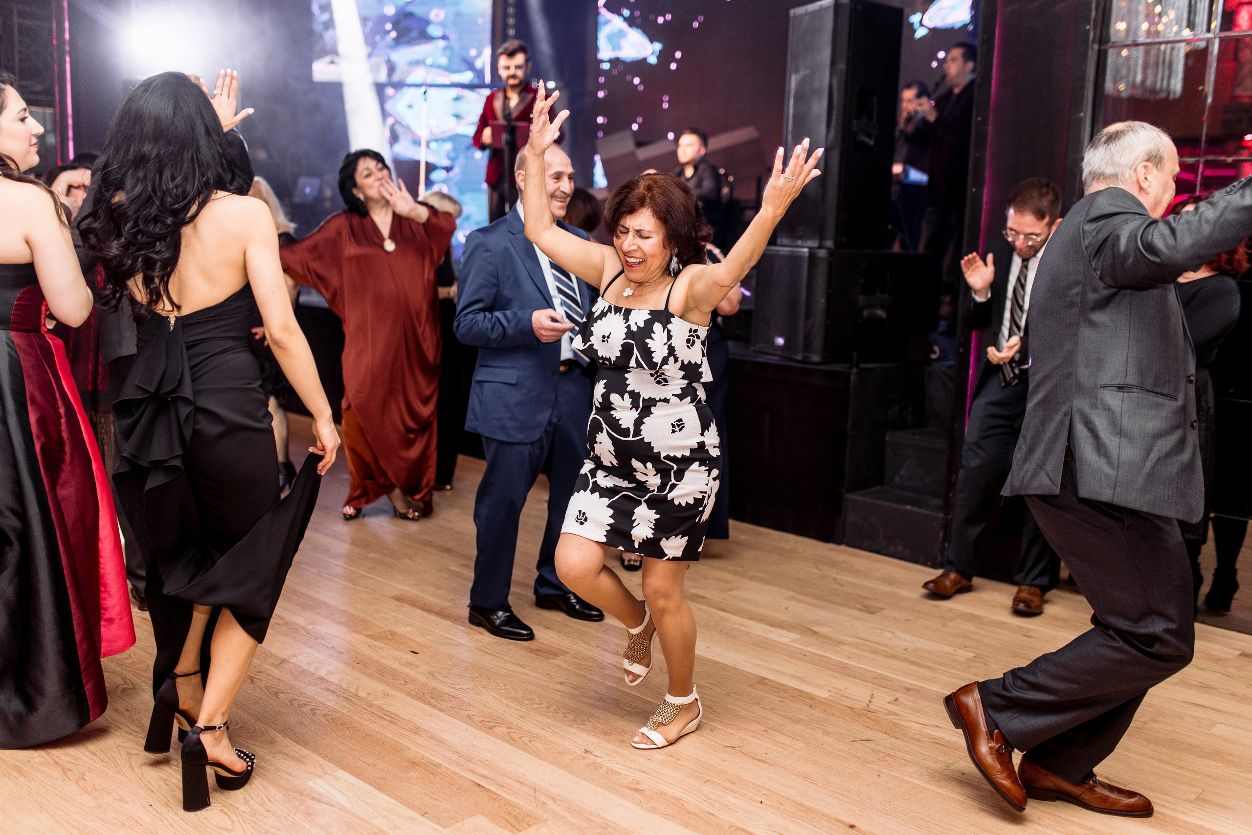 Elza&Caleb. Wedding and family photographer and videographer PA, NJ, NY, DE, MD