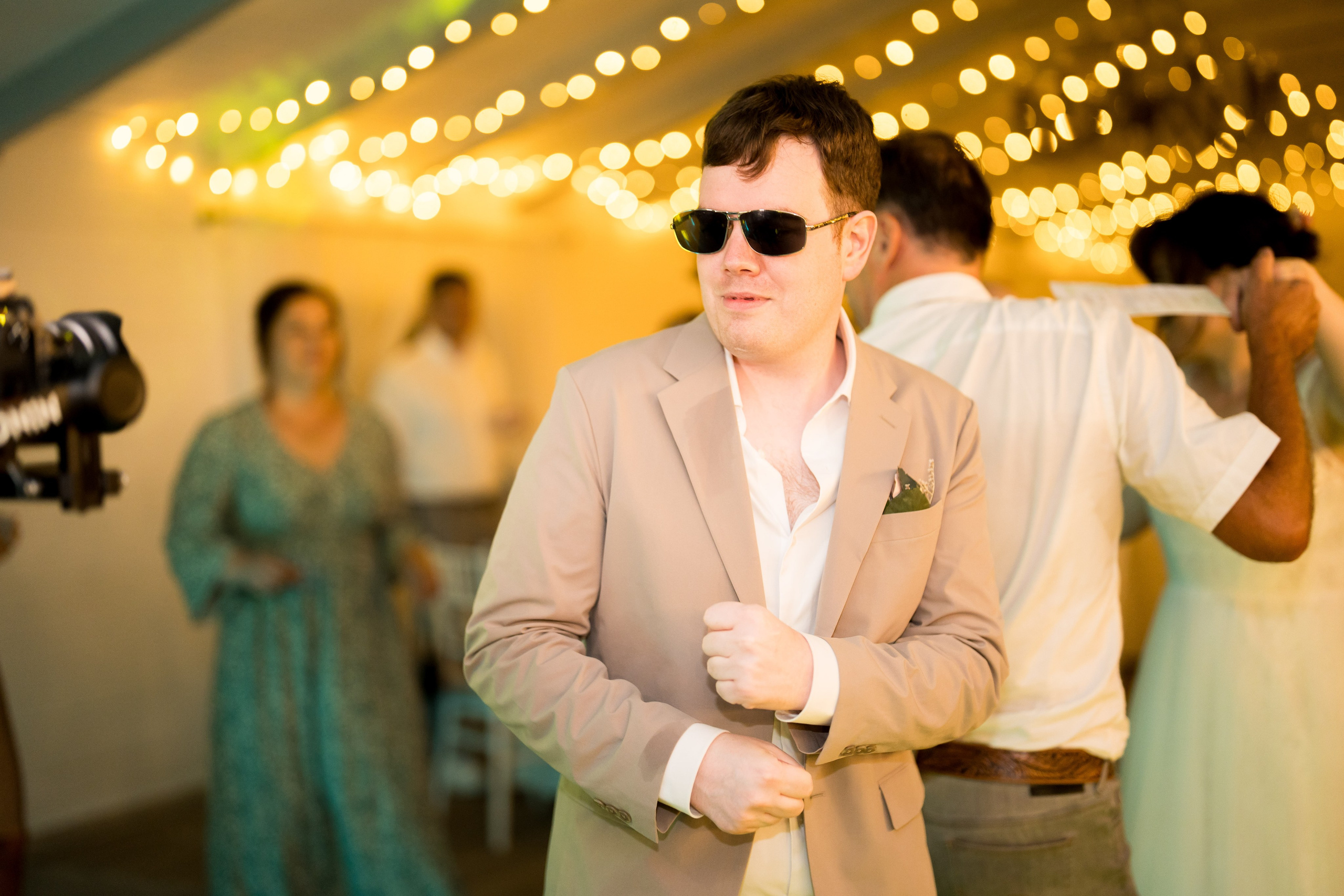 PARTY. Gabriel Florea — Fotograf nuntă București