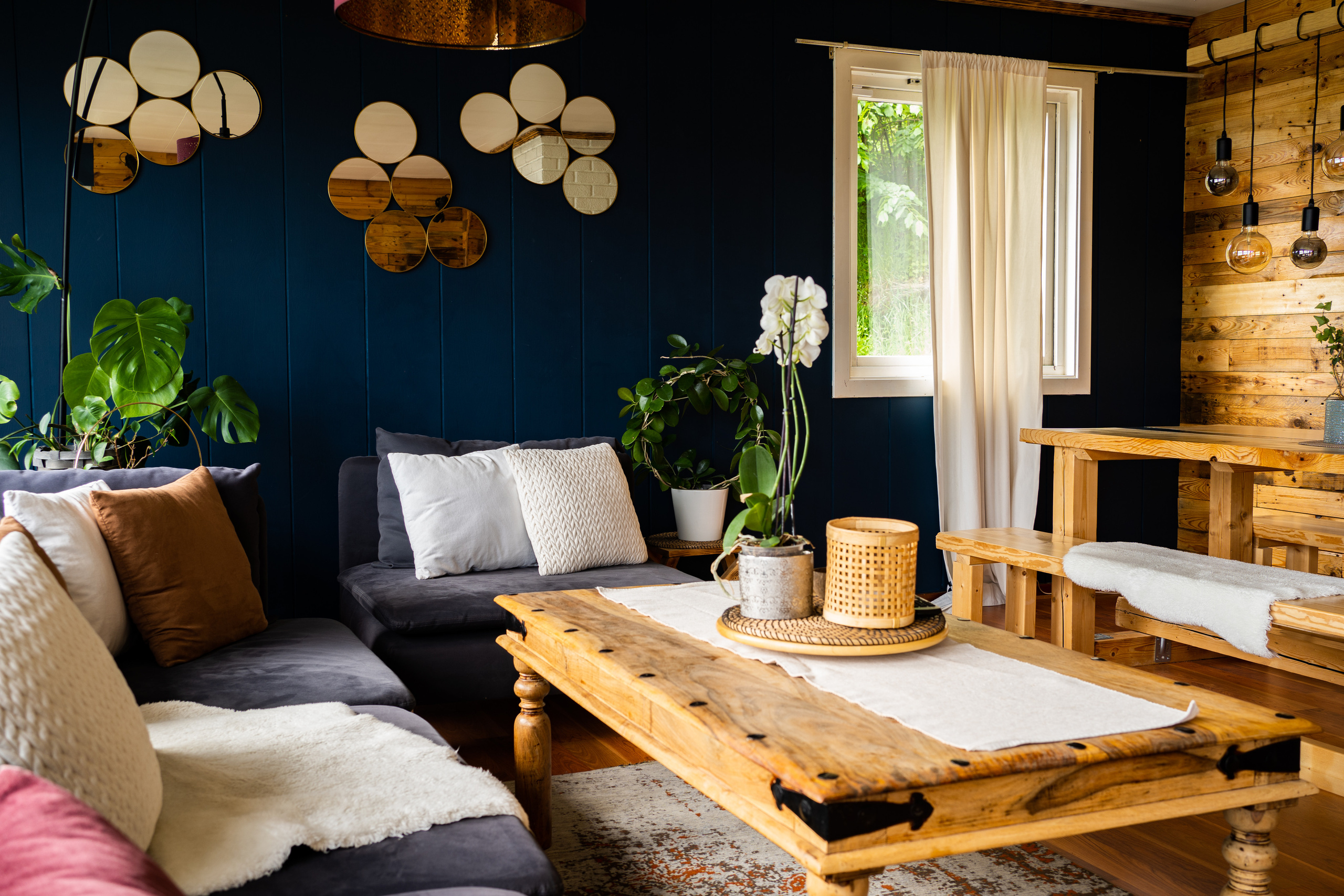 ÅSENVEGEN 35. Photographer and videographer in Norway and Slovakia Andrea Zemko