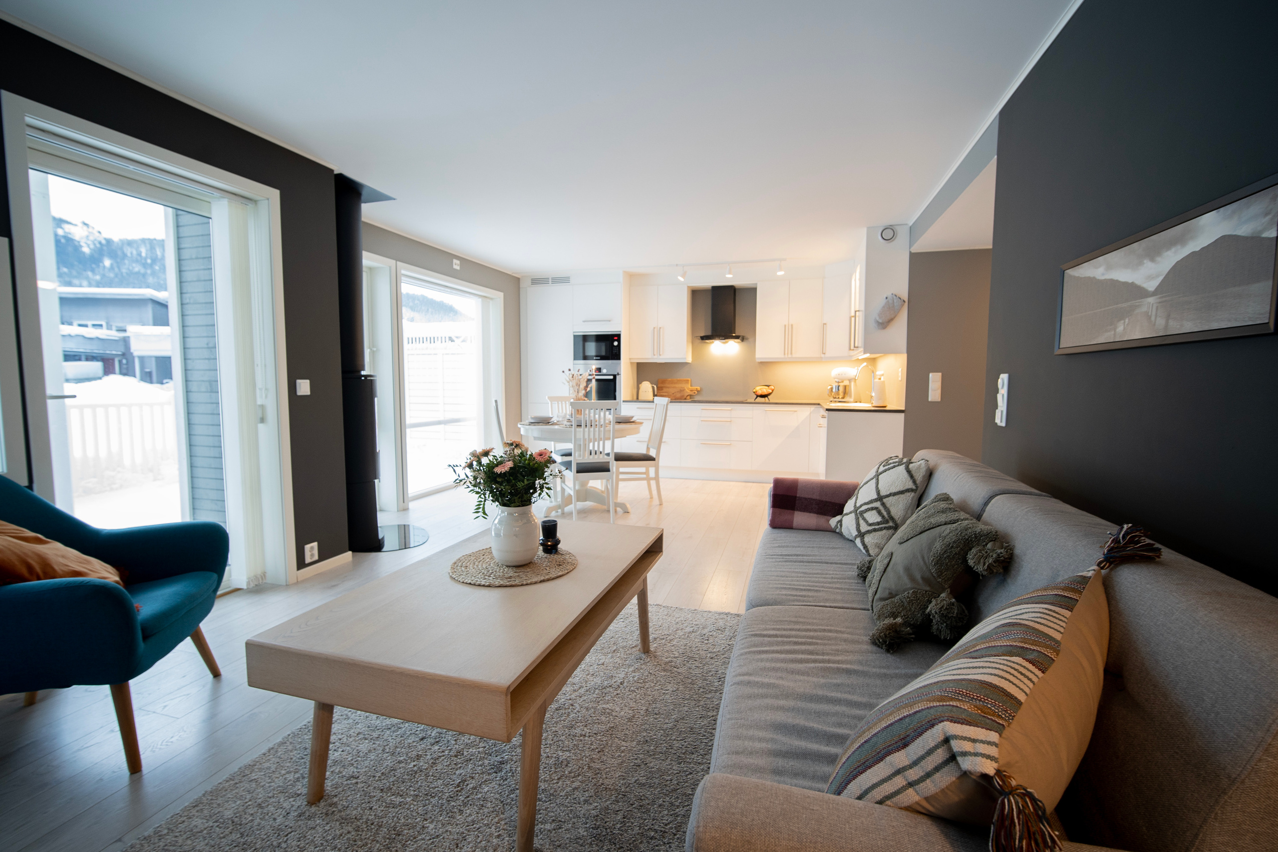 GJØLMESALLEN 50. Photographer and videographer in Norway and Slovakia Andrea Zemko