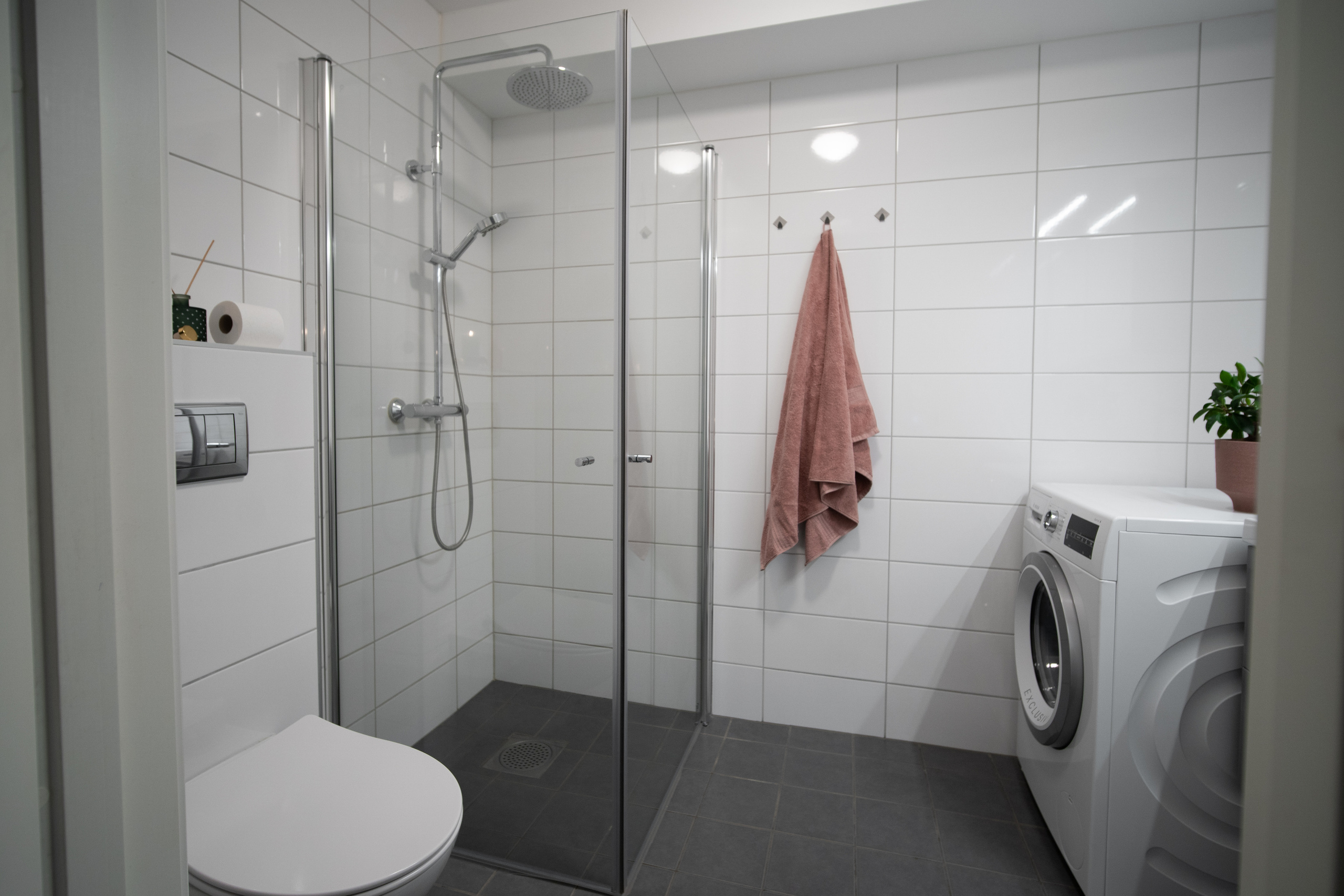 GJØLMESALLEN 50. Photographer and videographer in Norway and Slovakia Andrea Zemko