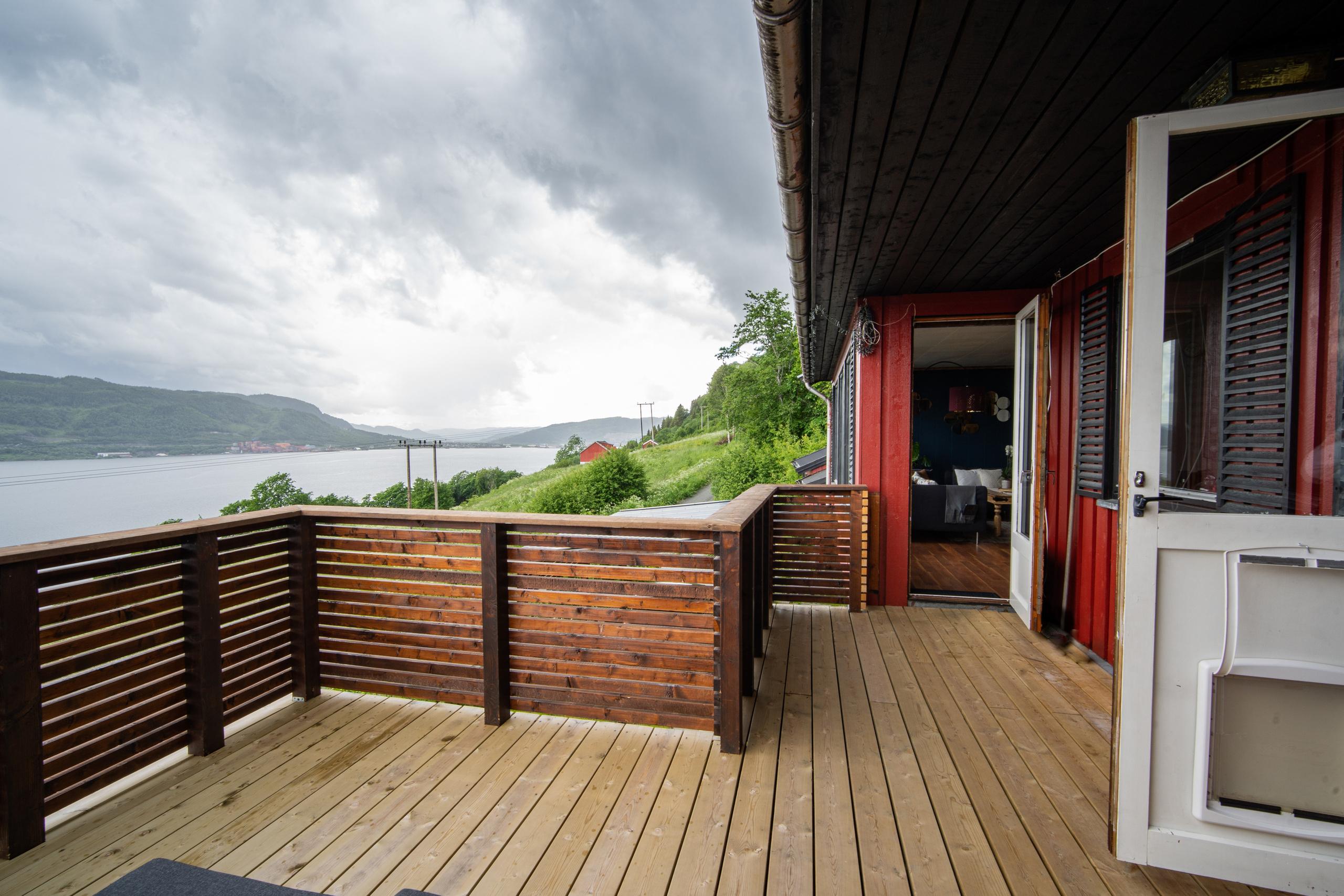 ÅSENVEGEN 35. Photographer and videographer in Norway and Slovakia Andrea Zemko