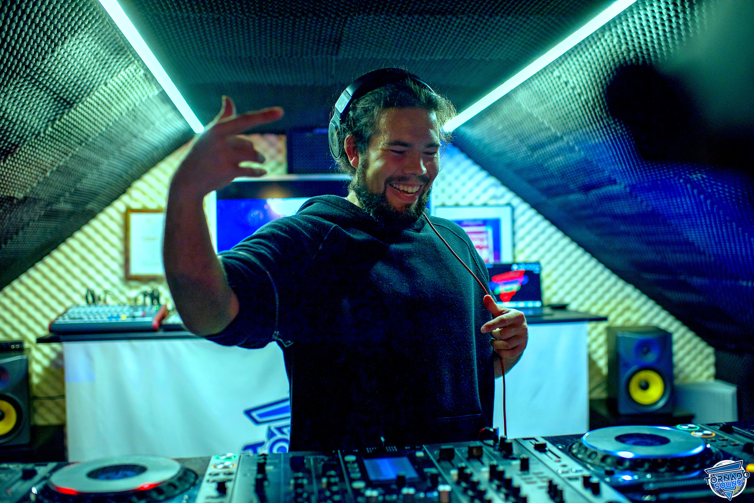 TORNADO SOUND. Photographer and videographer in Norway and Slovakia Andrea Zemko