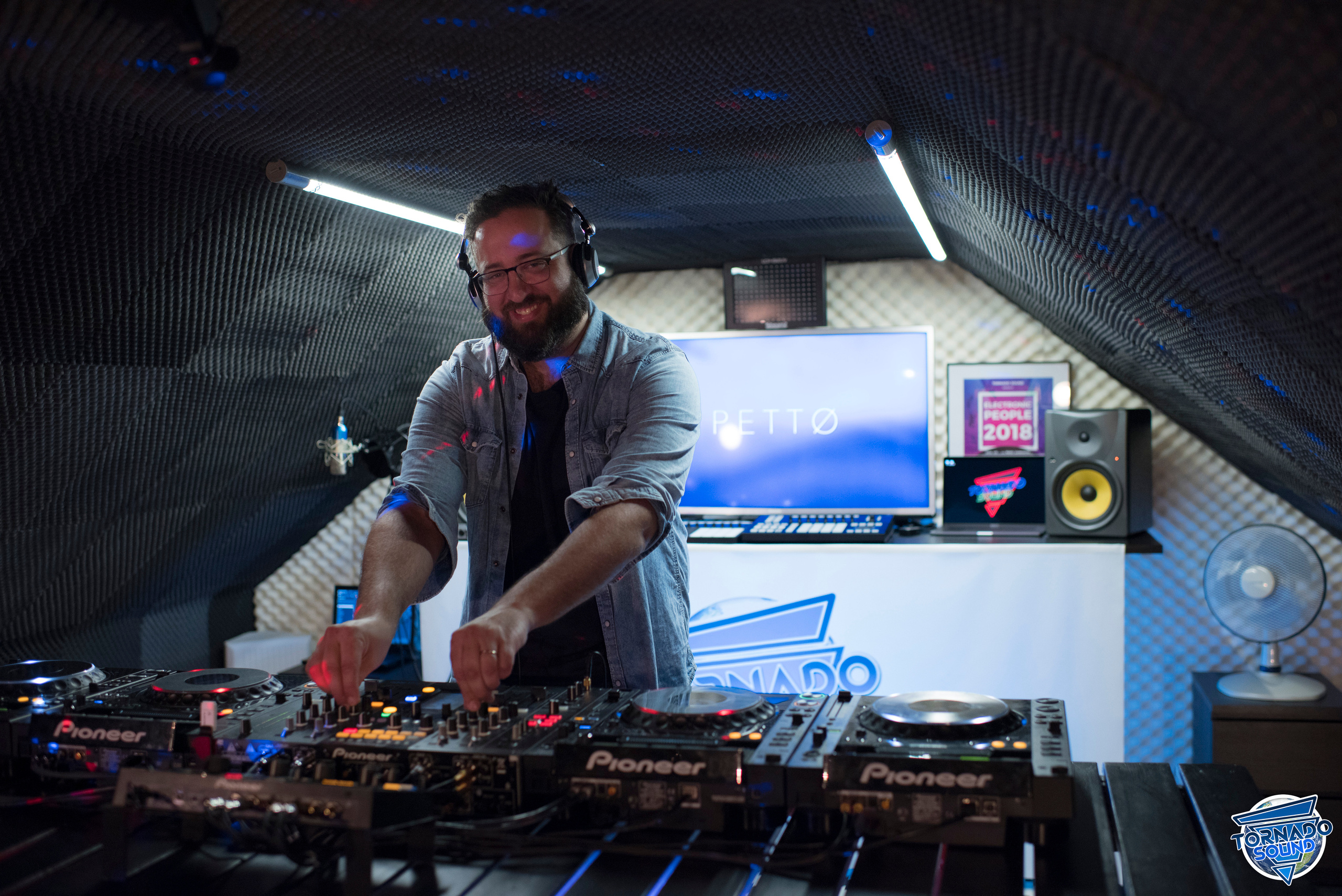 TORNADO SOUND. Photographer and videographer in Norway and Slovakia Andrea Zemko