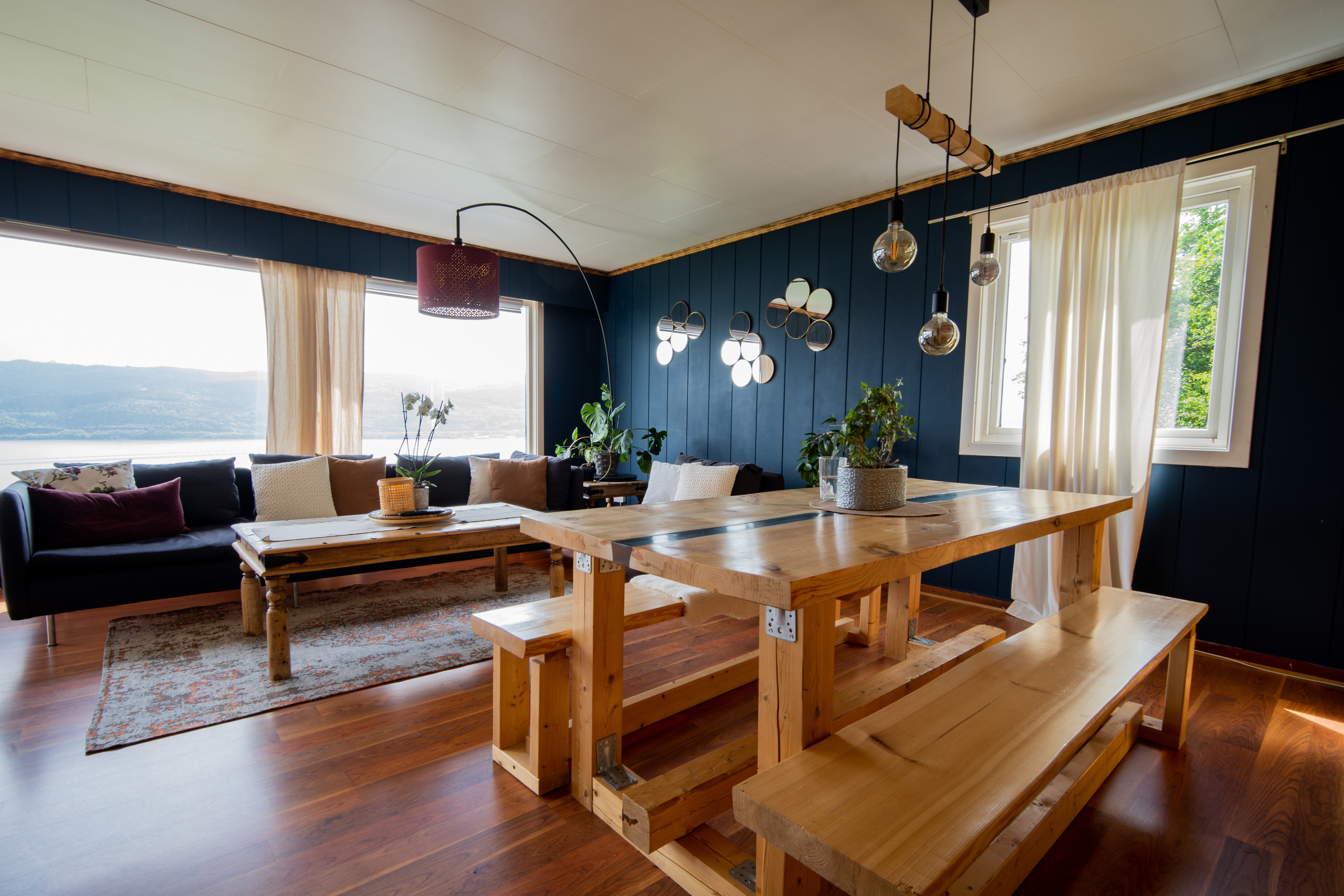 ÅSENVEGEN 35. Photographer and videographer in Norway and Slovakia Andrea Zemko