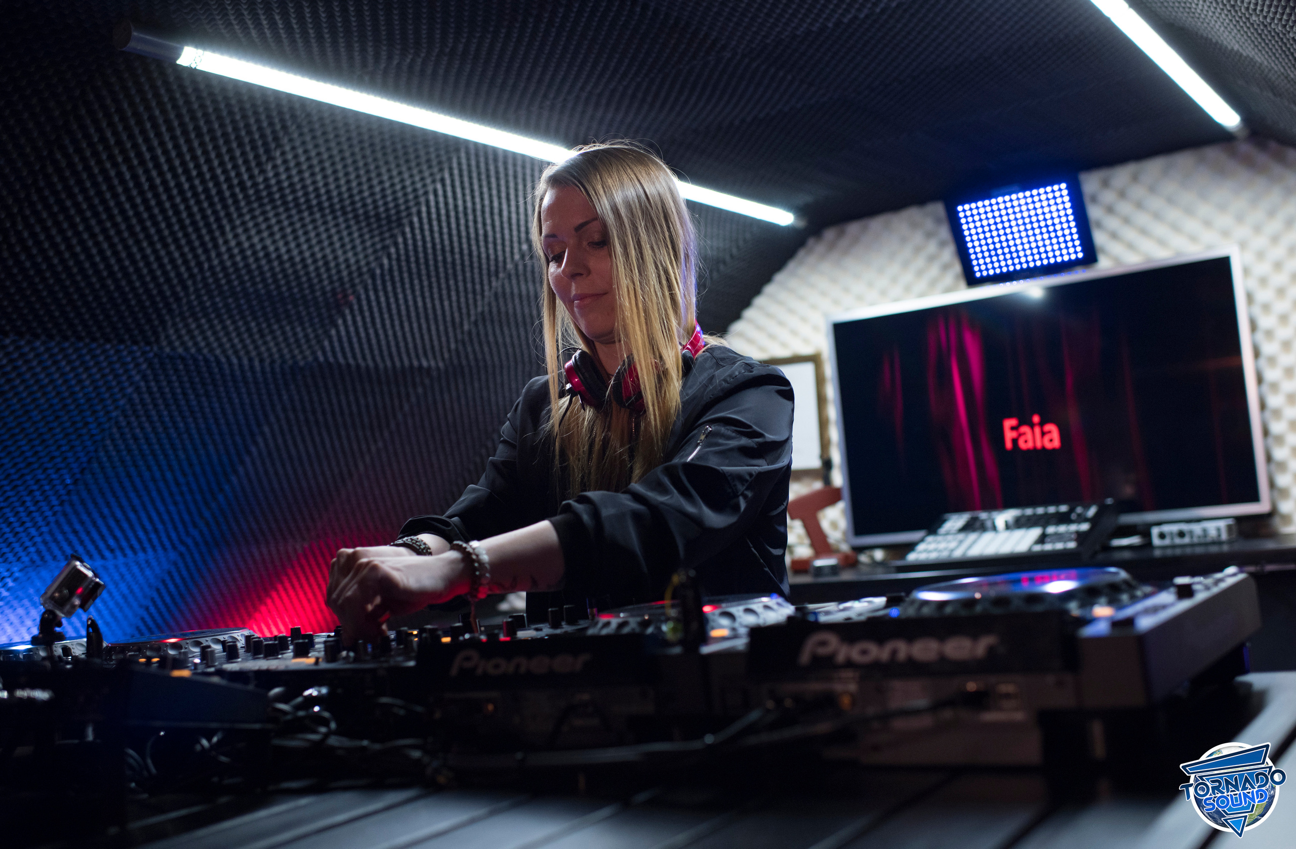 TORNADO SOUND. Photographer and videographer in Norway and Slovakia Andrea Zemko