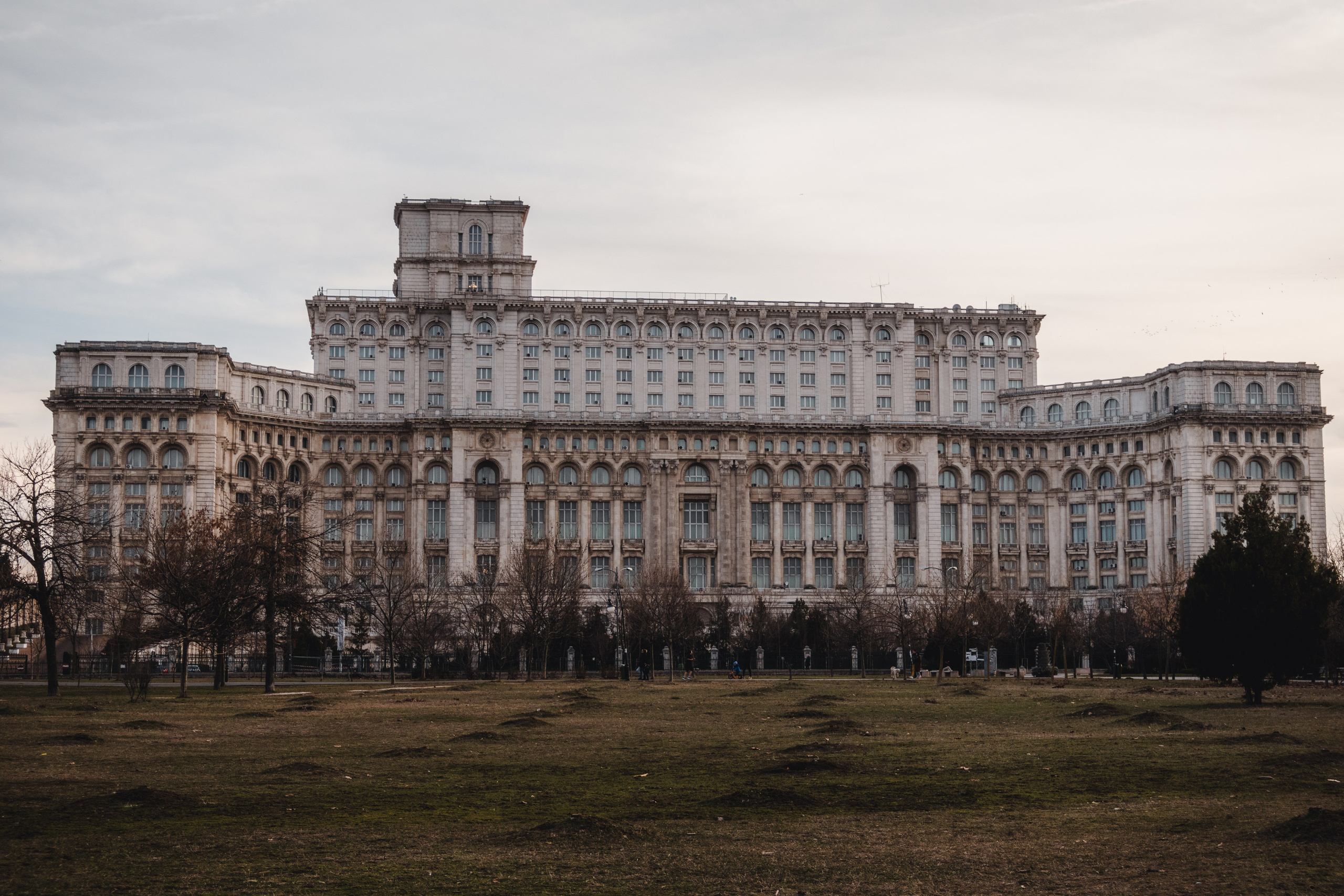 Bucharest. Дизайнер и Фотограф в Кишинёве Бусуйок Станислав