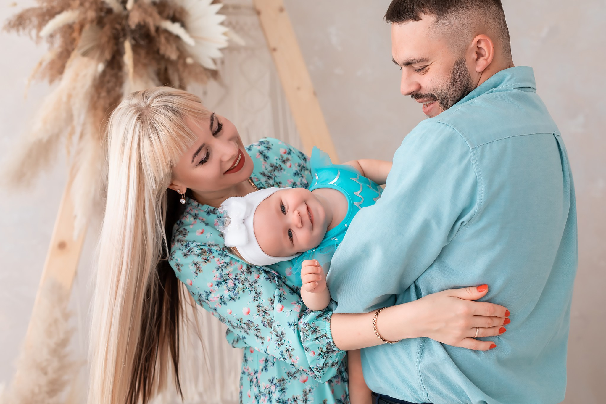 Family photo shoots in Israel. Family photographer in Haifa