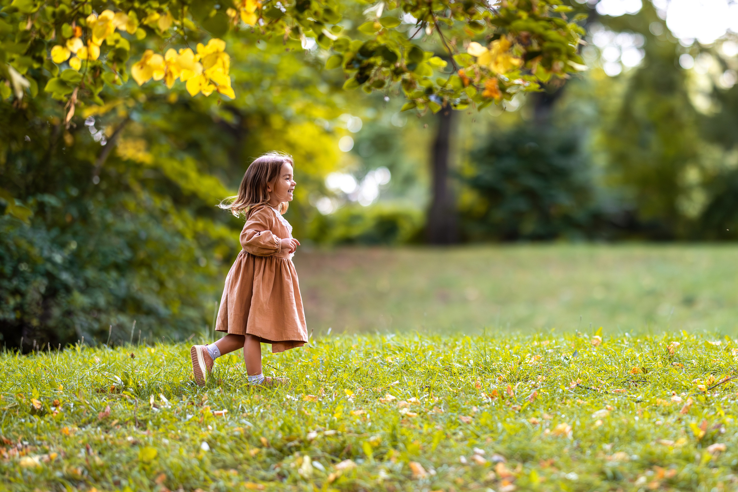 Family Photoshoot in Dresden – Natural & Warm Moments