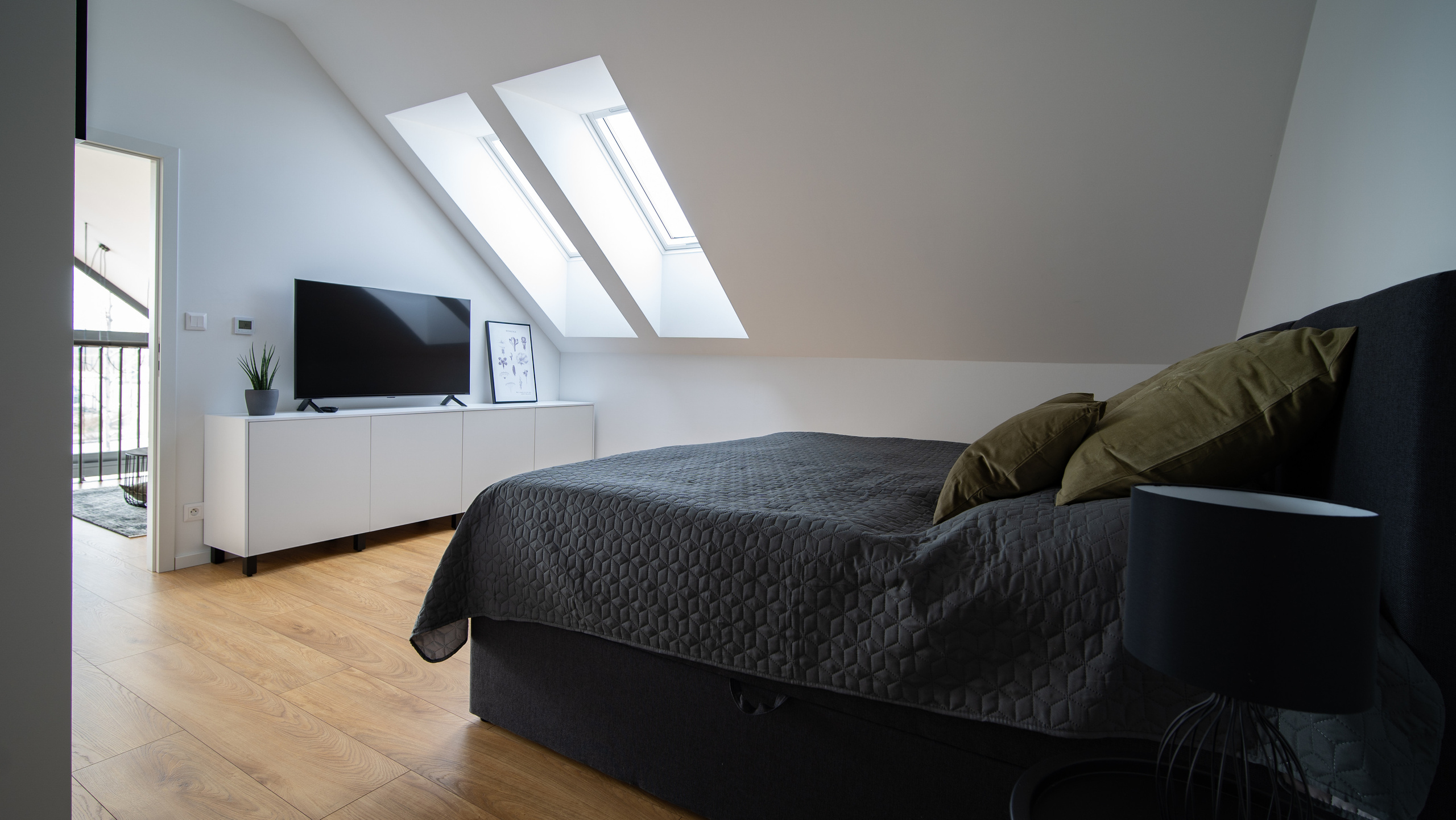 BEŽECKÁ 13. Photographer and videographer in Norway and Slovakia Andrea Zemko