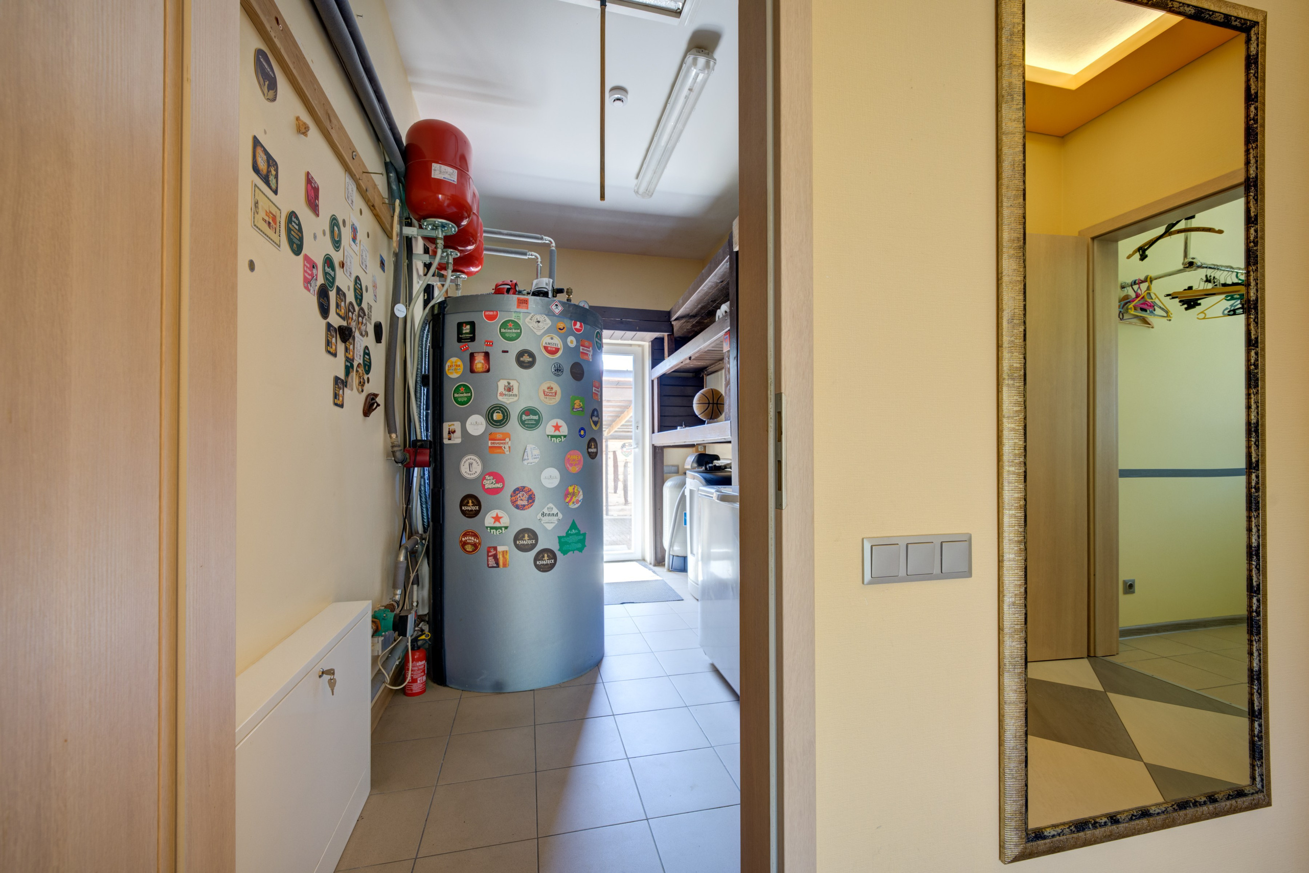 Žudiškių k. Ežero g. 70, Rešes sen. Elina Sapiega fotografė Vilniuje