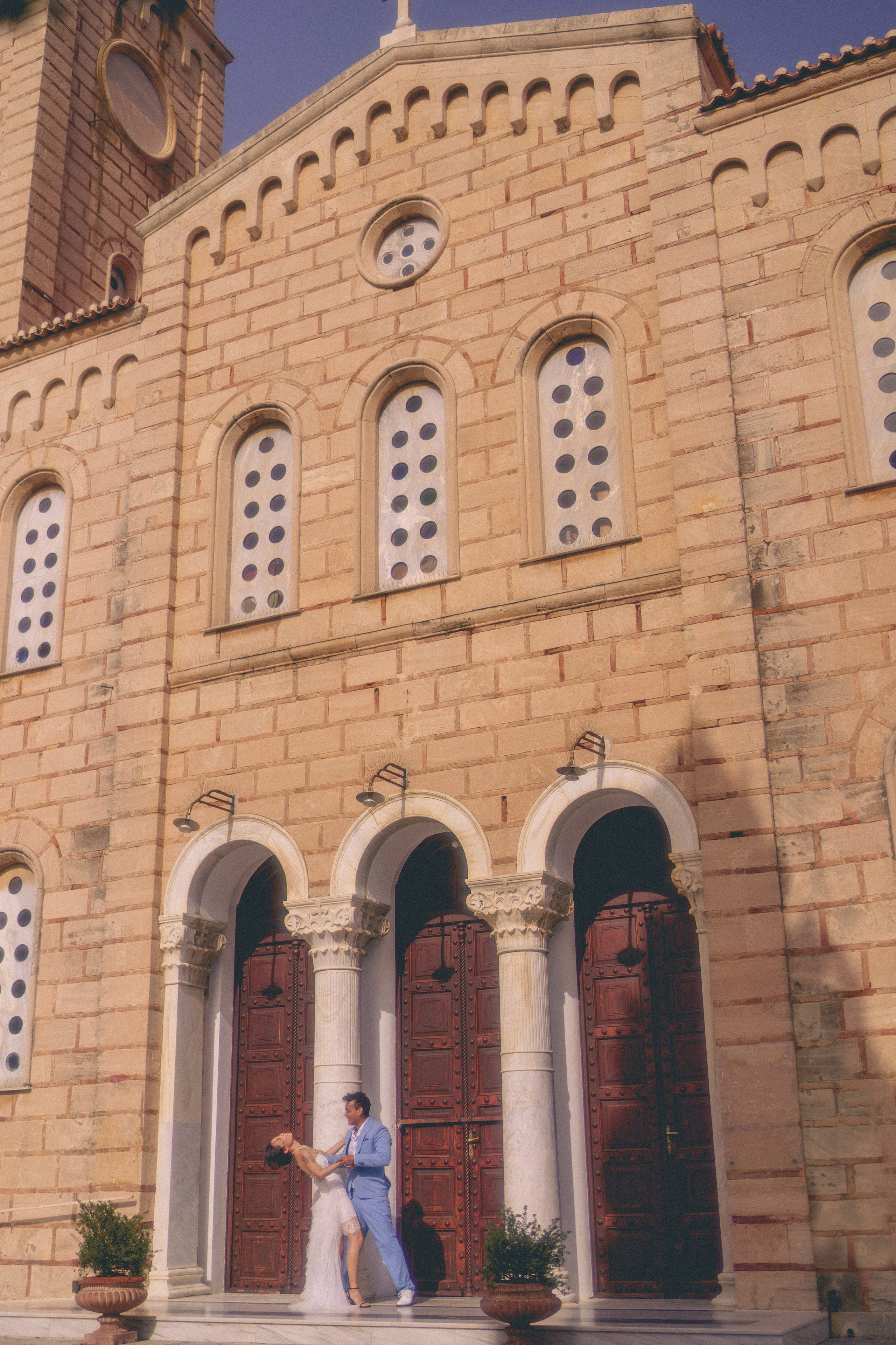 Laura and Claudio engagement in Evoia. Photographer in Greece Kristina