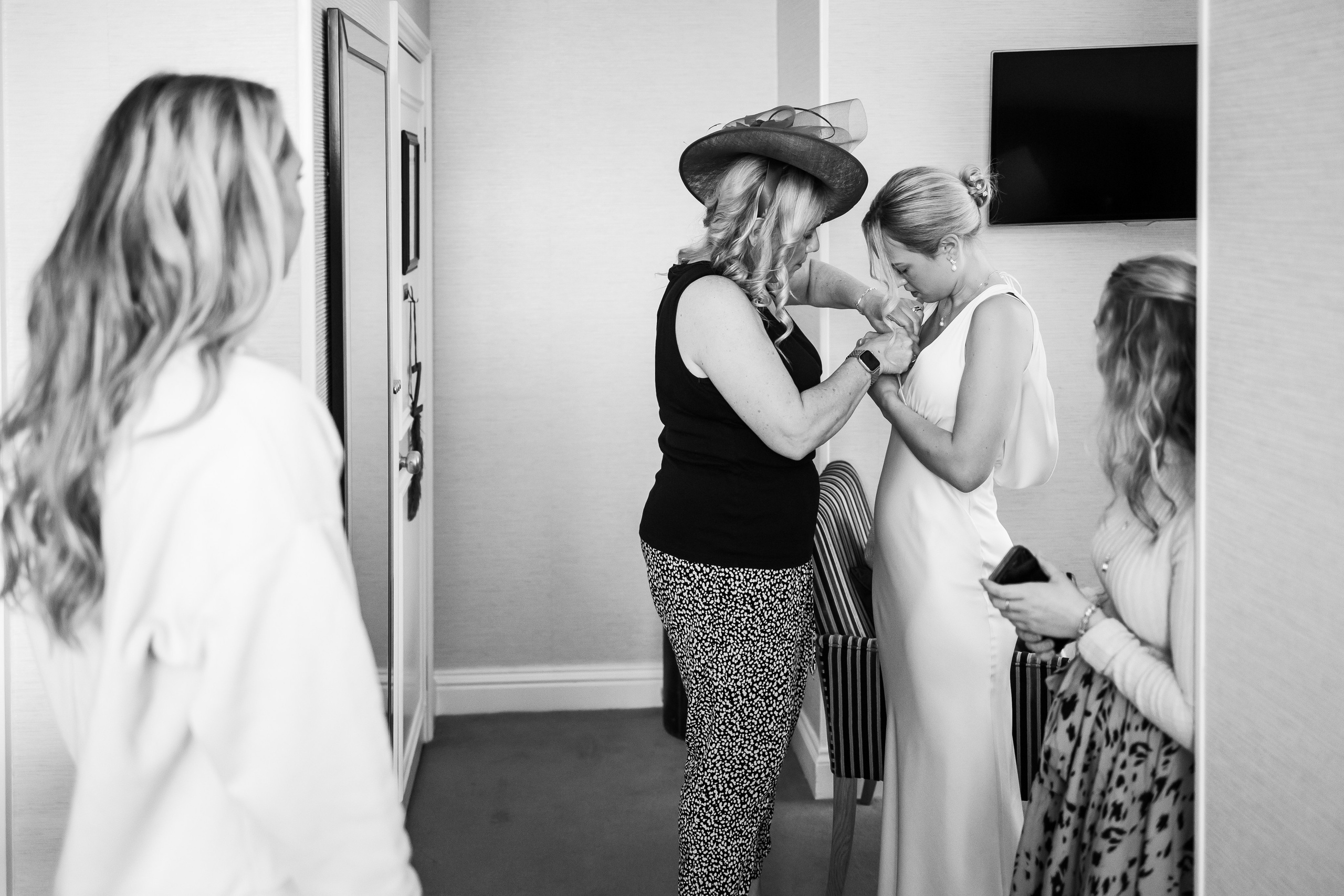 Elegant Wedding Photo Gallery in Hertfordshire. Timeless Wedding & Event Photography from London to the world