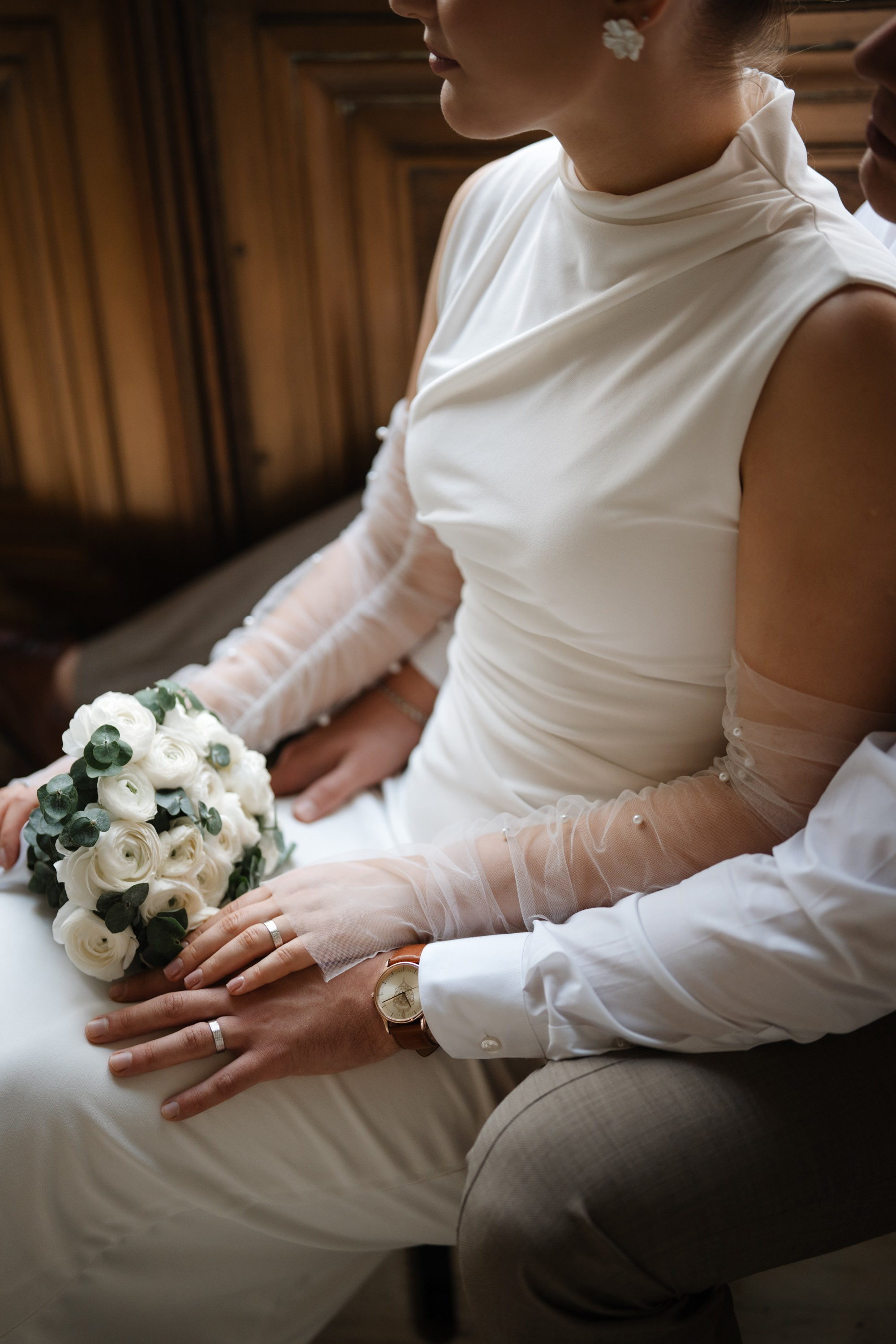 Wedding photo session at the Public Library NY. Portrait and wedding photographer in New York