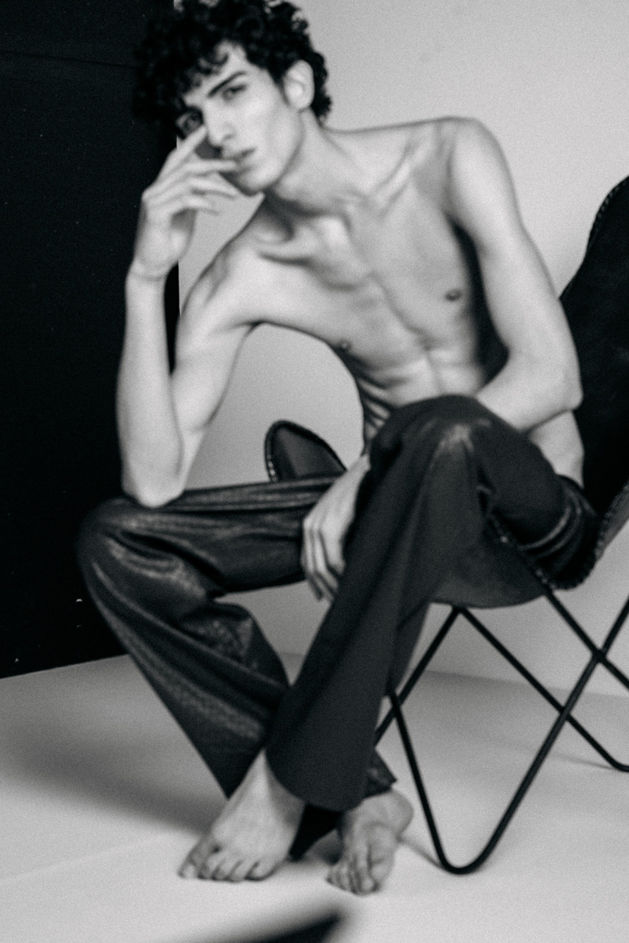 Editorial portfoliokuvaus ● Hristo. Valokuvaaja Lahti, Helsinki Elena Salonen