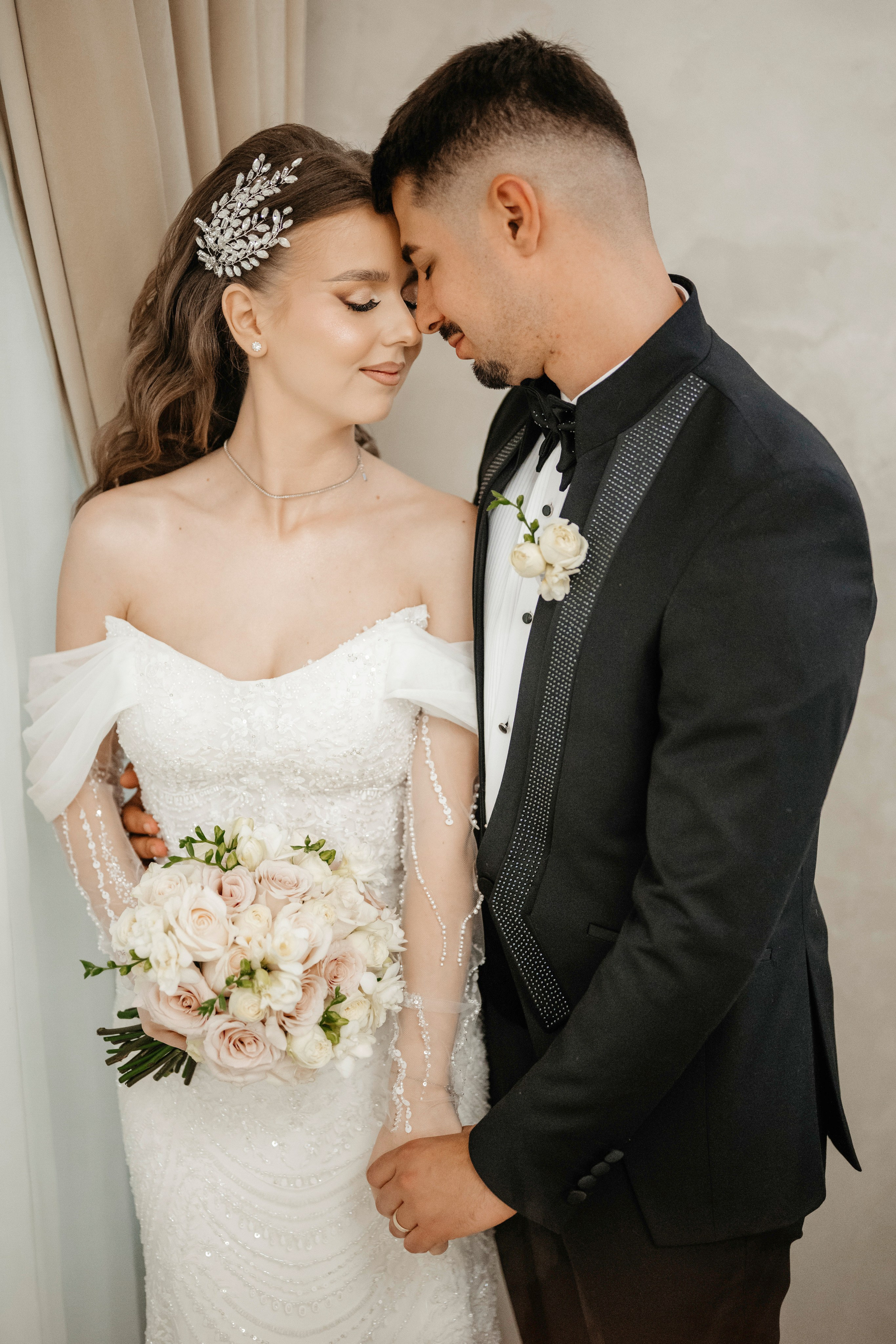 🤎 M a d a l i n a & A l e x - Wedding Day Preview. Wedding & Family Photographer