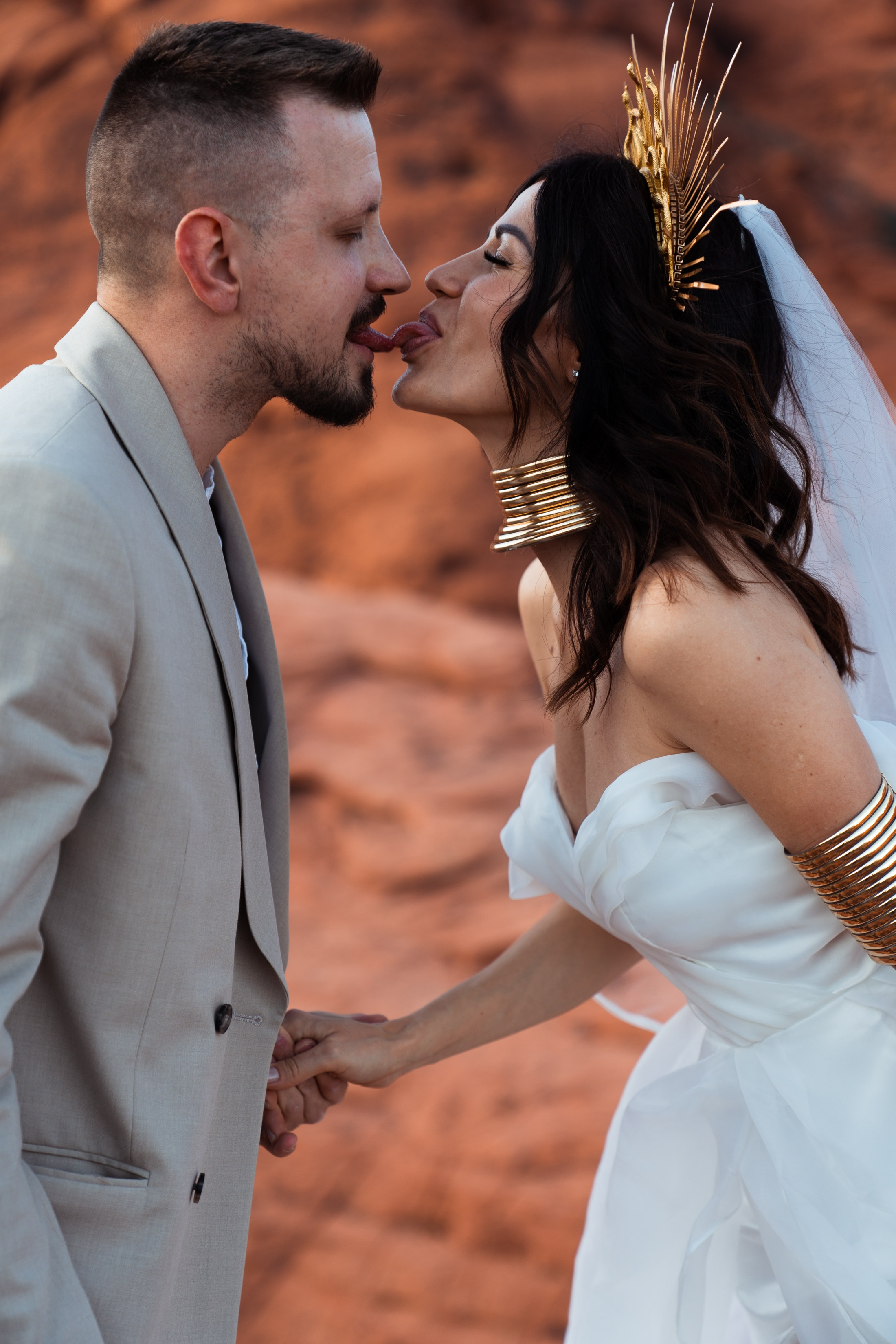M&S. Wedding & elopement photographer Viktoriya Kravtsov. Las Vegas