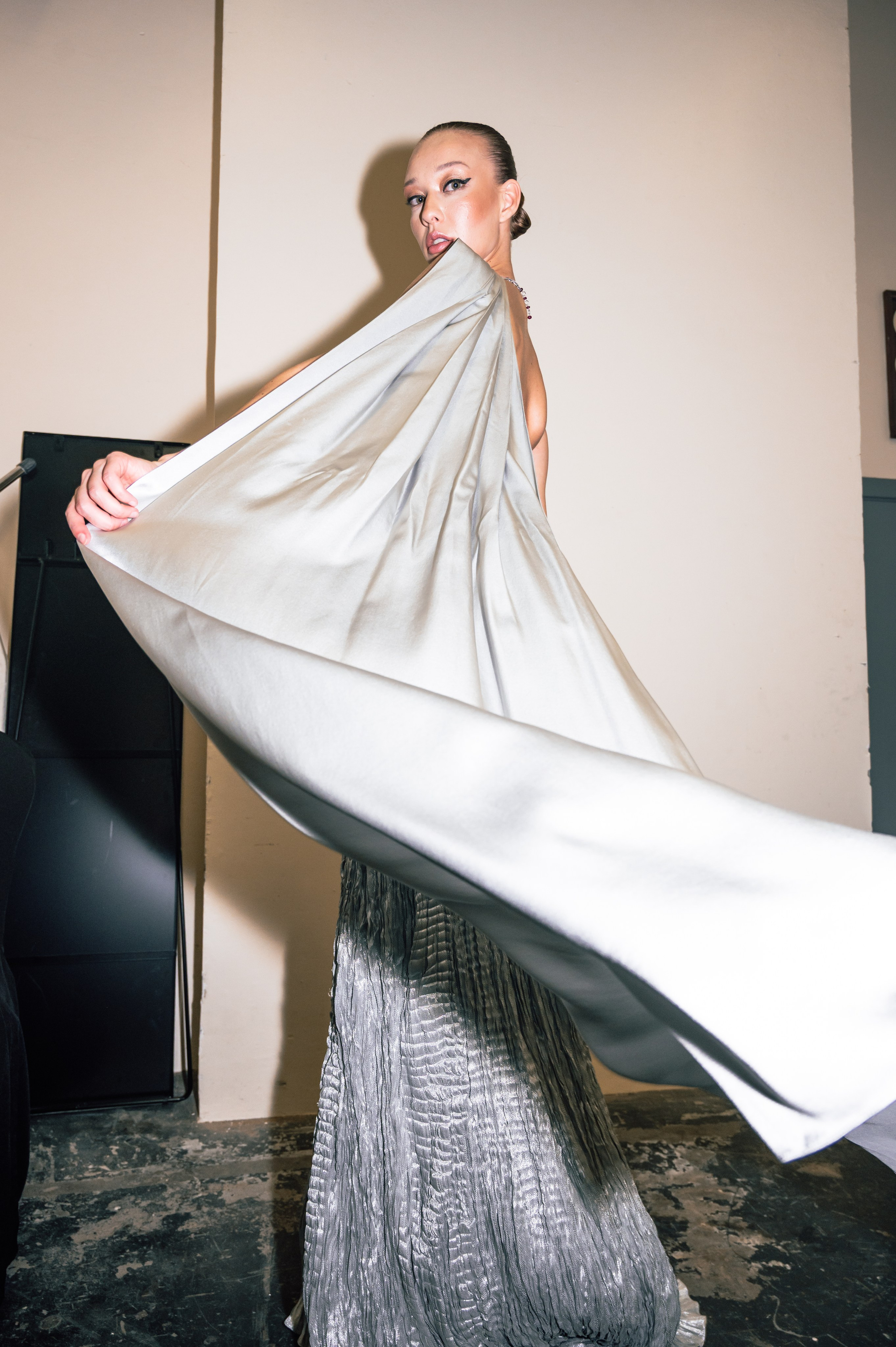 ELLE x Manish Malhotra. Versoluna