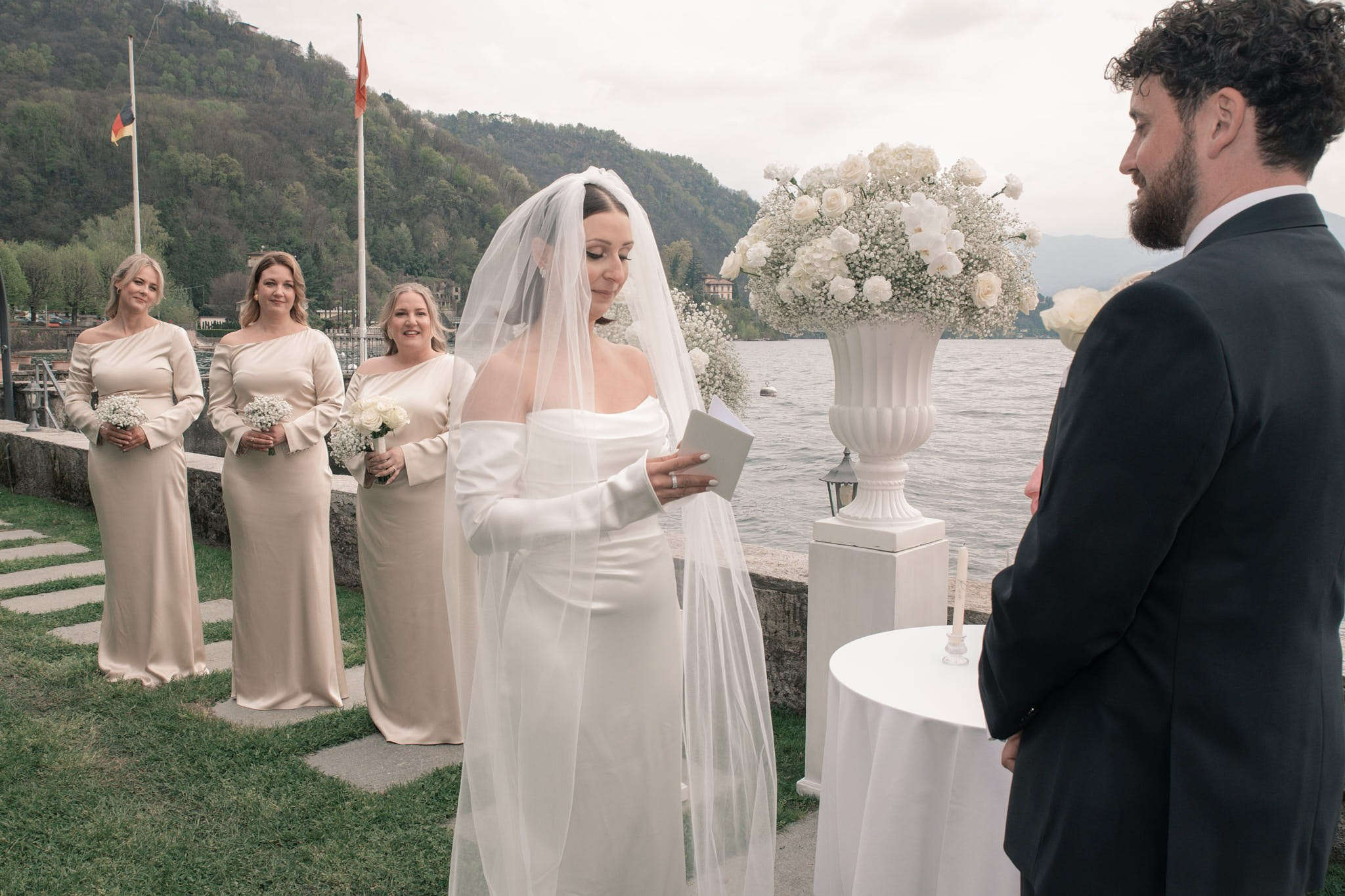 Roxie & Richard Wedding. Fotografo matrimonio Lago di Como Ferrari Media Production