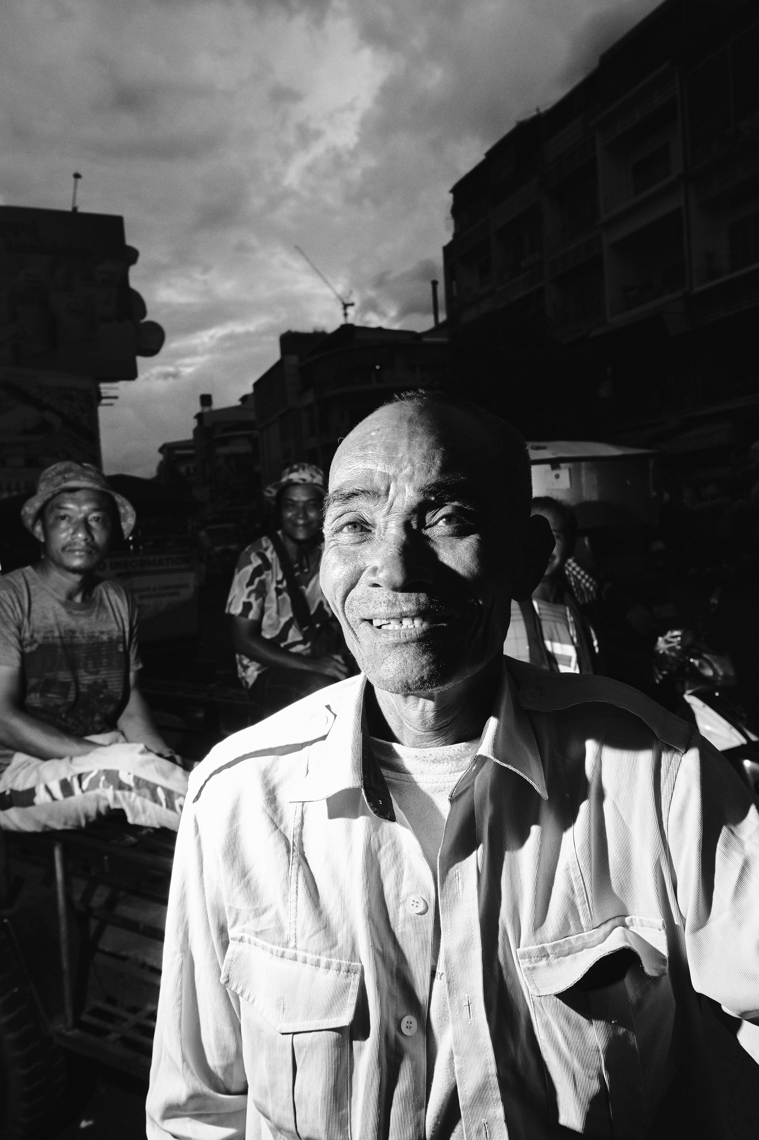 Street. Petr Nabutov. Portrait photography, Cambodia