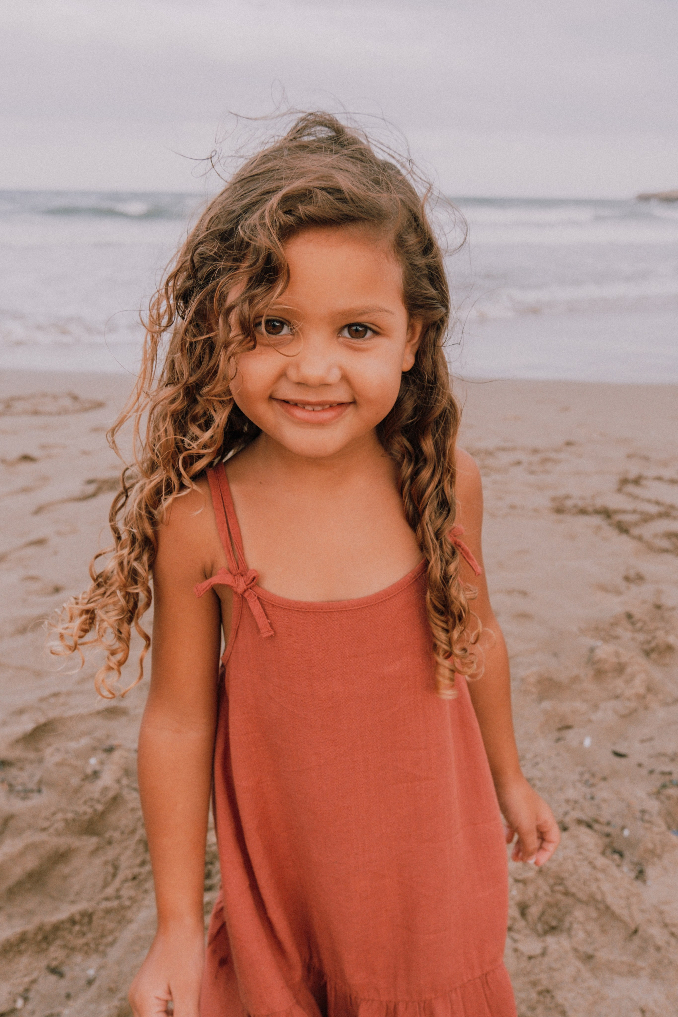 Семейная фотосессия на пляже. Профессиональная фотосъемка в Калафелле — Елена Медведева