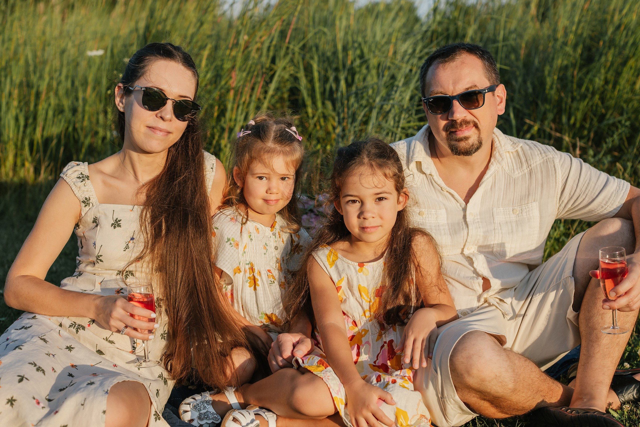 08.17.25 Family Photoshoot. Wedding family event photographer in Chicago Nick Yushevich